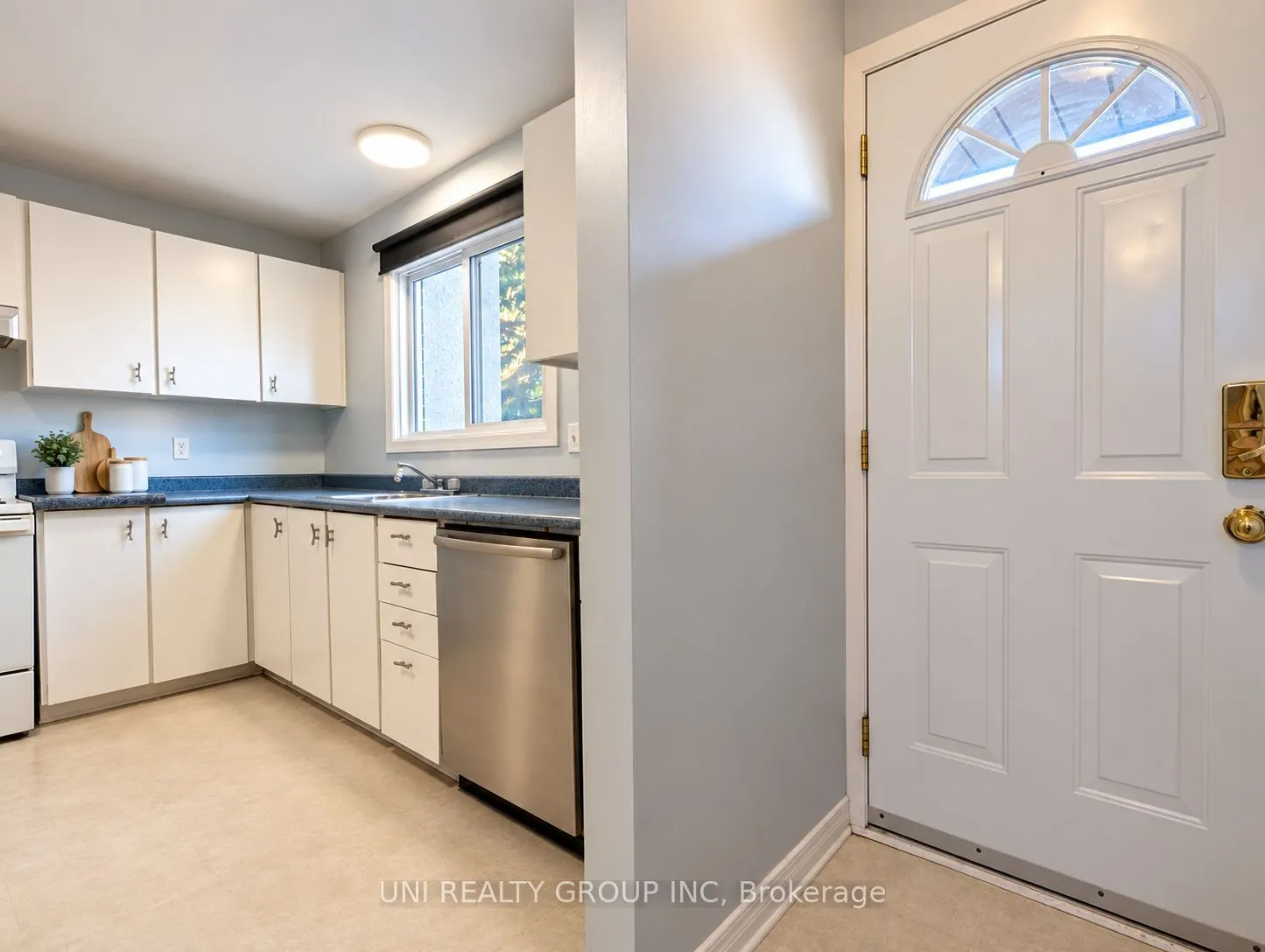 1280 CAHILL Drive #8