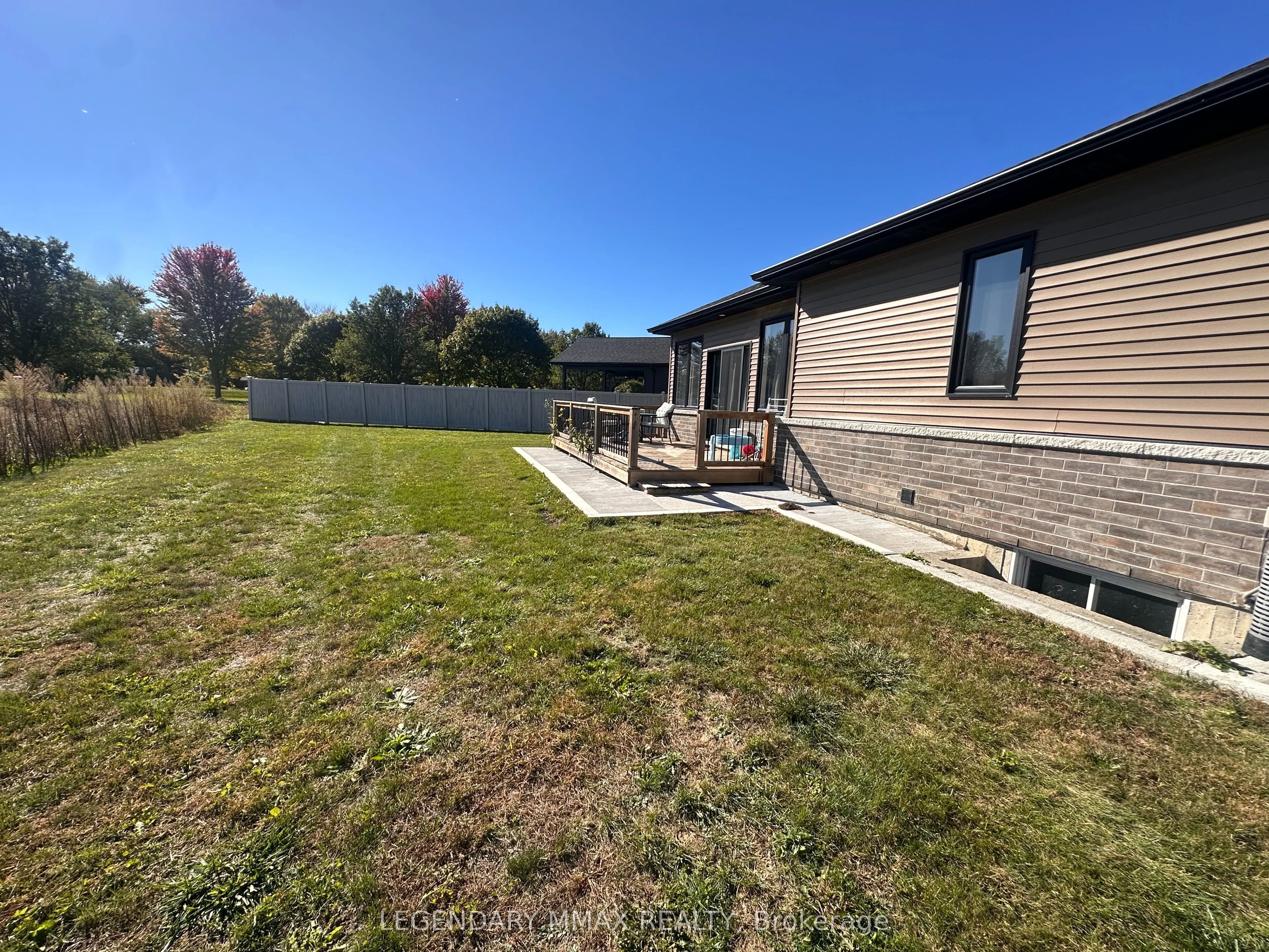 244 Moonstone Crescent