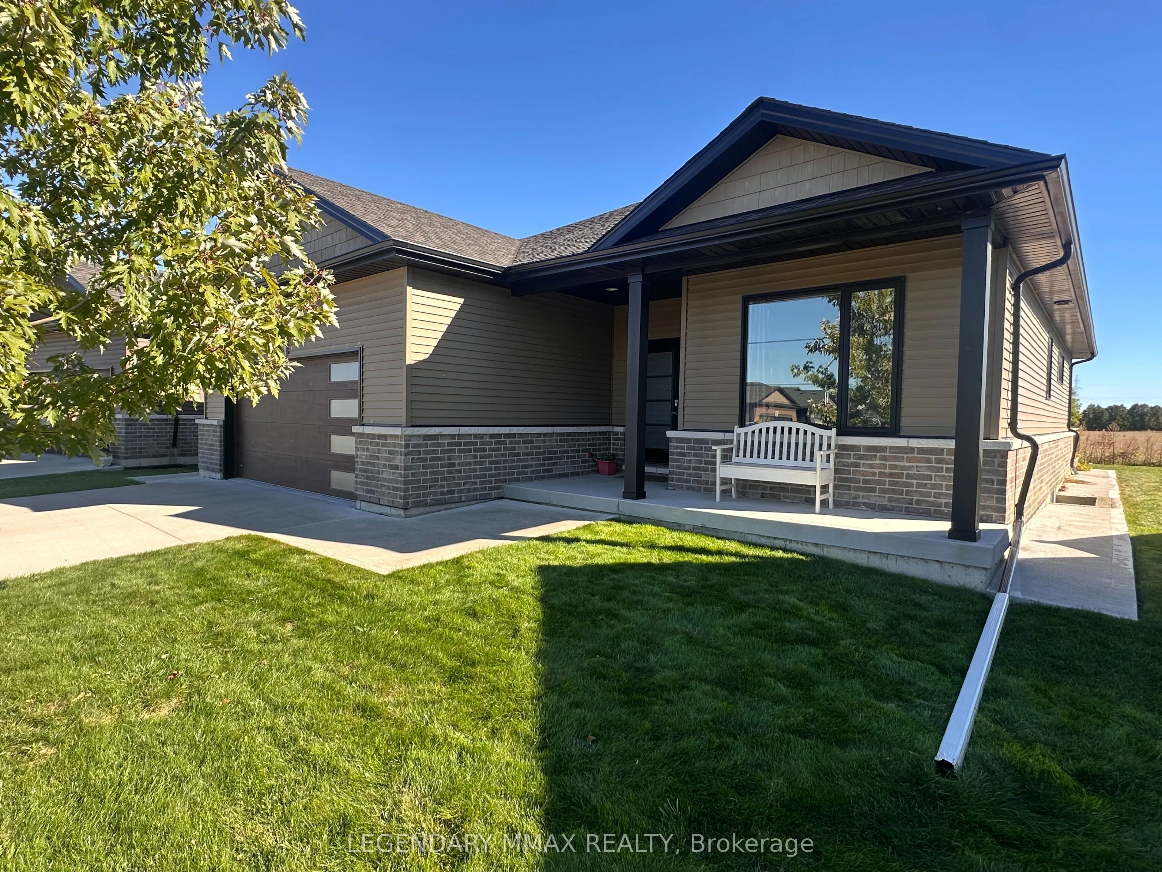 244 Moonstone Crescent