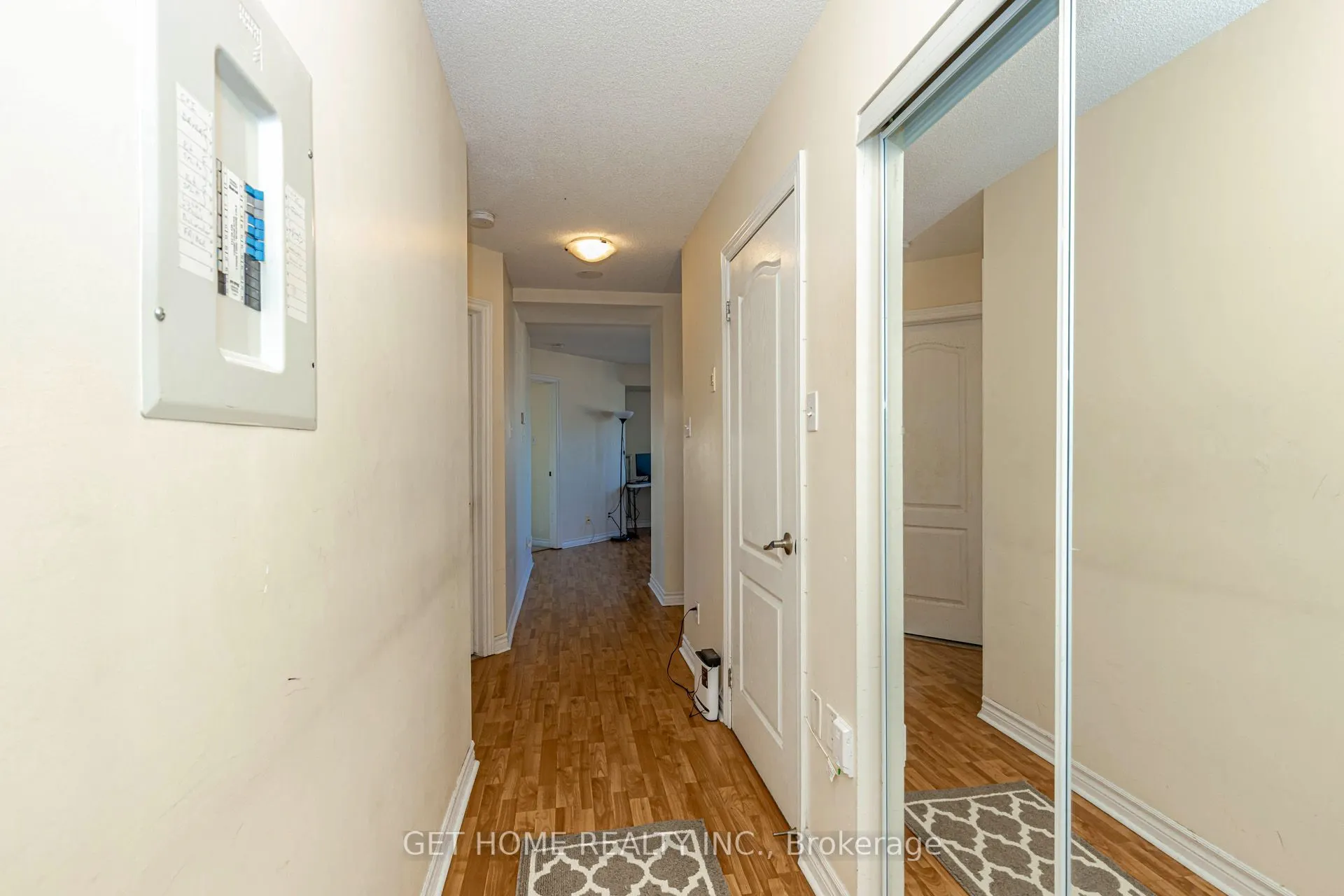 135 James Street S #1114