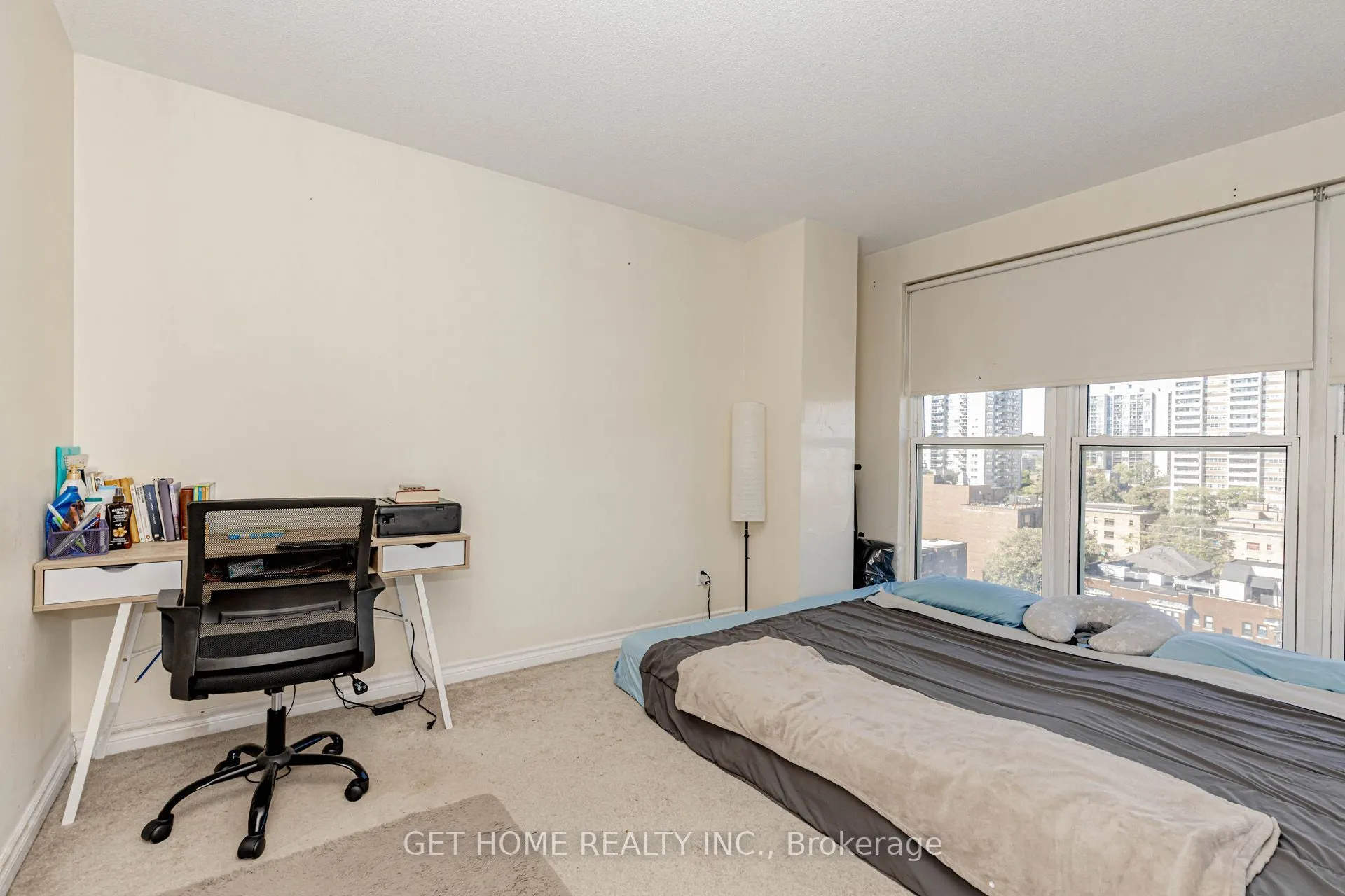 135 James Street S #1114