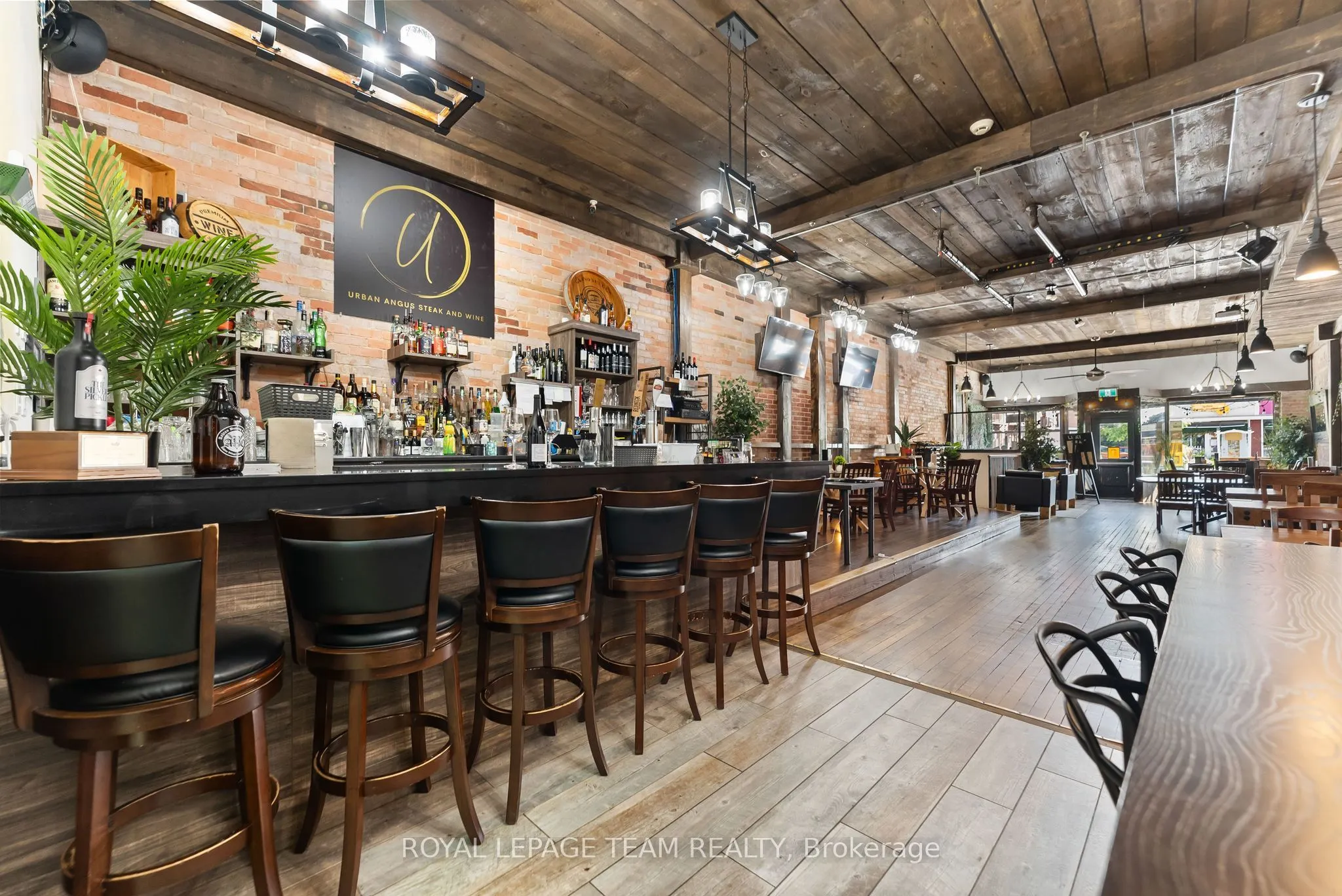 26 Elgin Street W