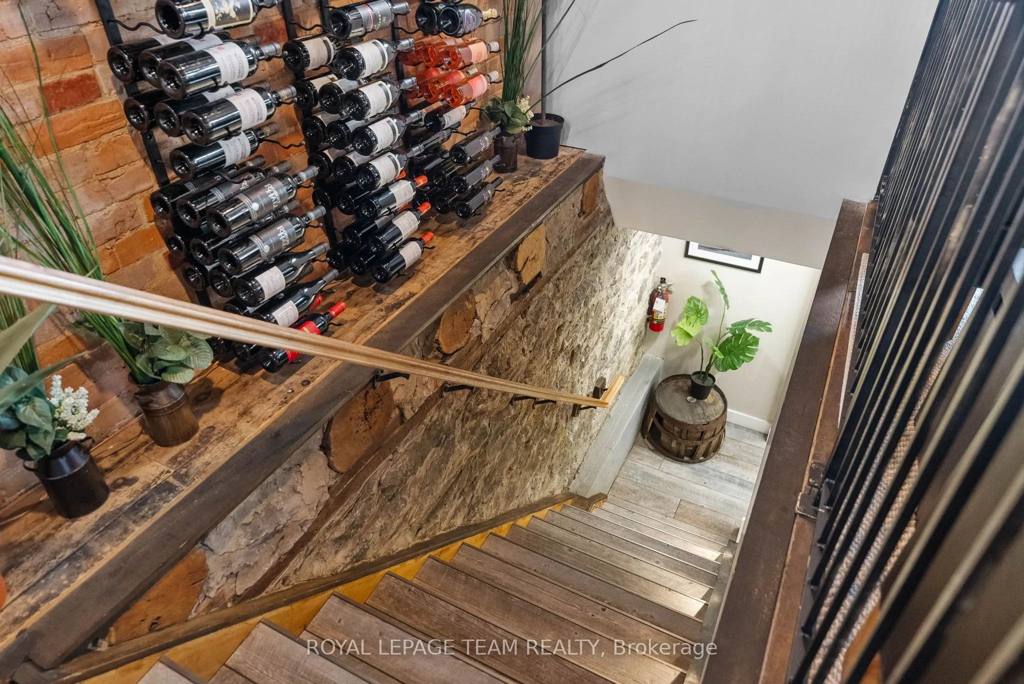 26 Elgin Street W