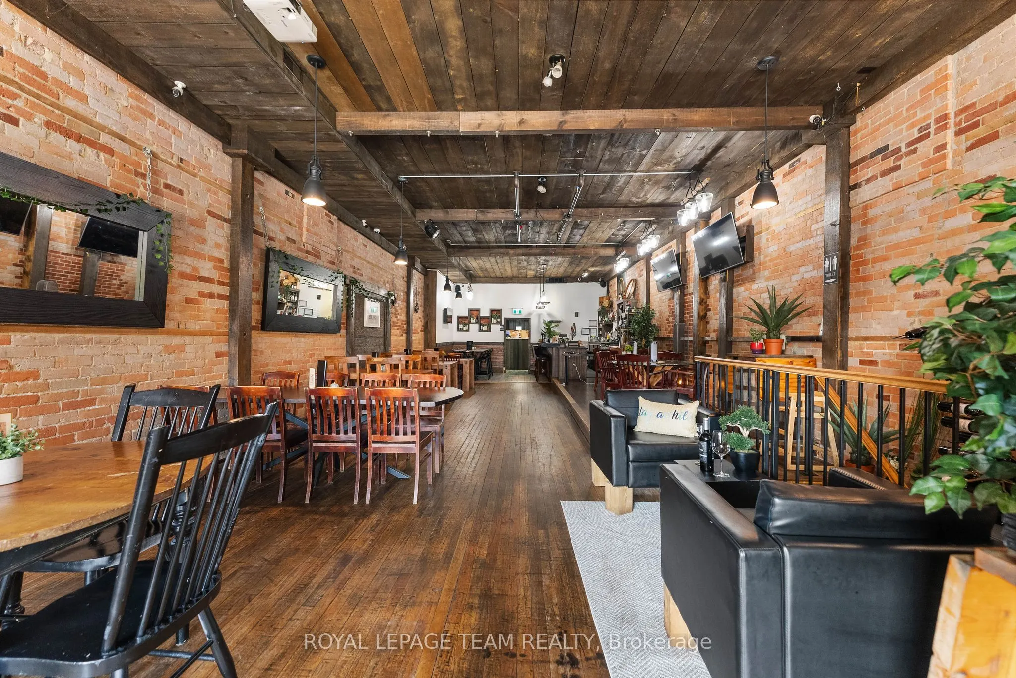 26 Elgin Street W