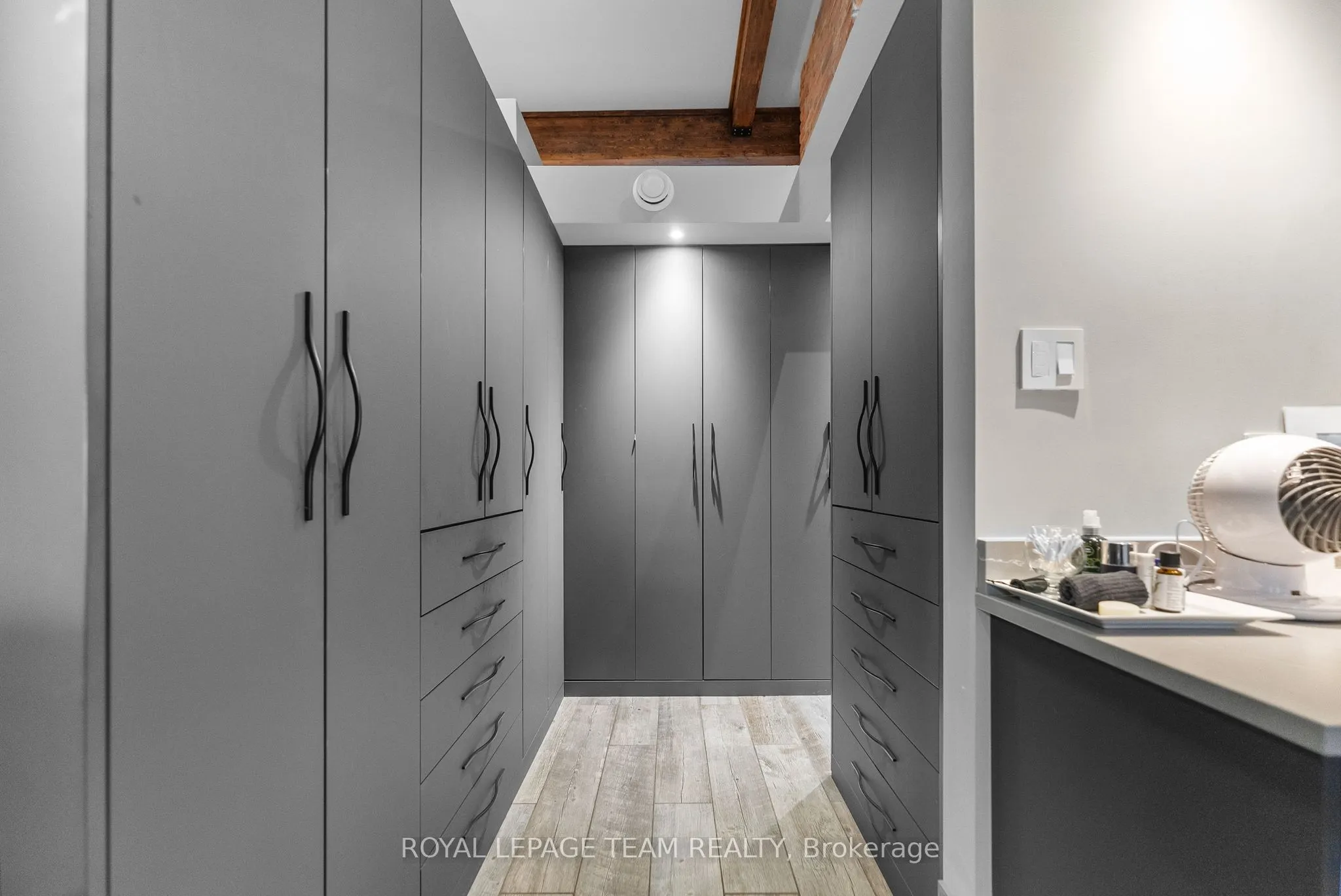26 Elgin Street W