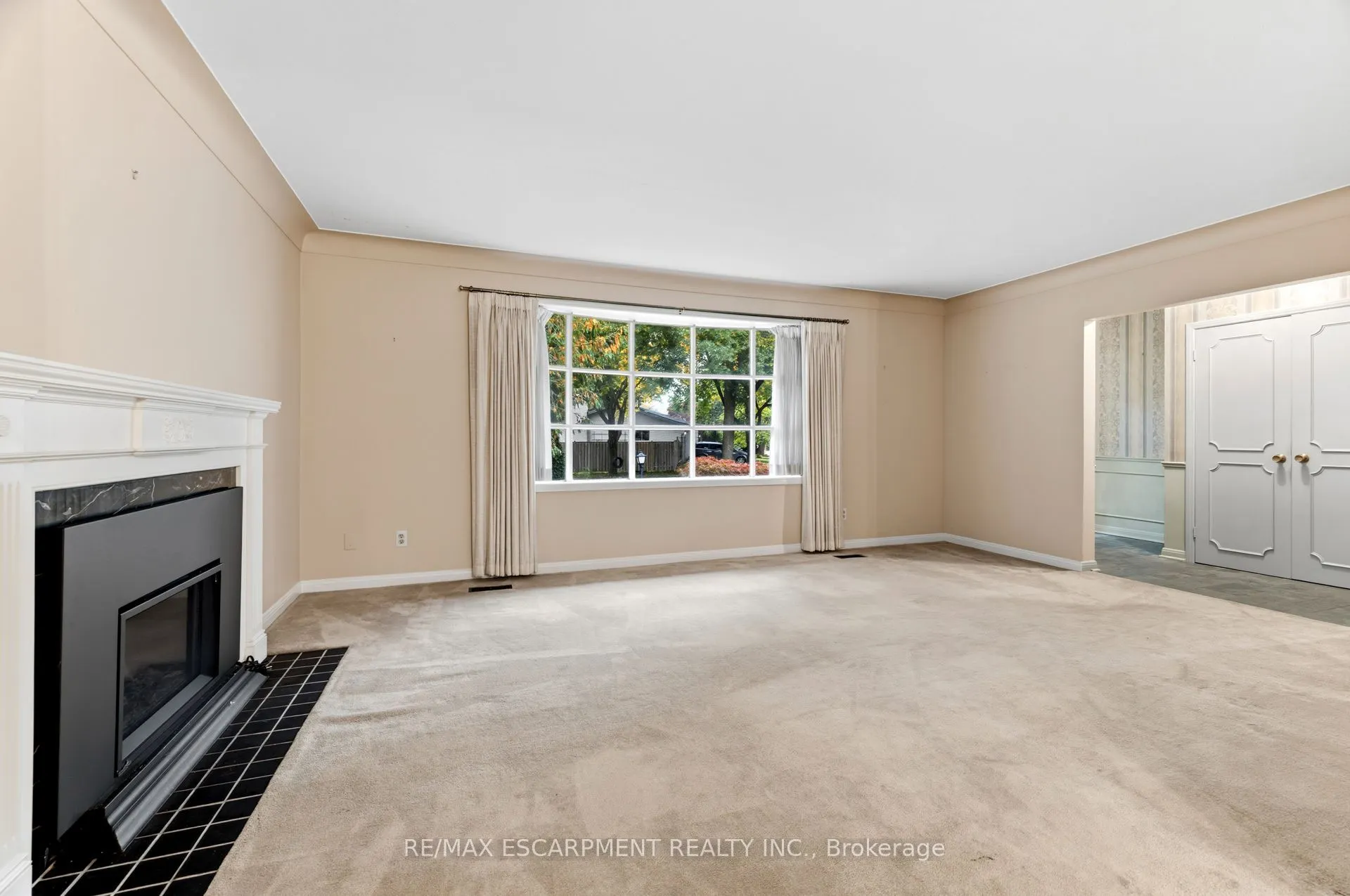 99 Runnymede Crescent