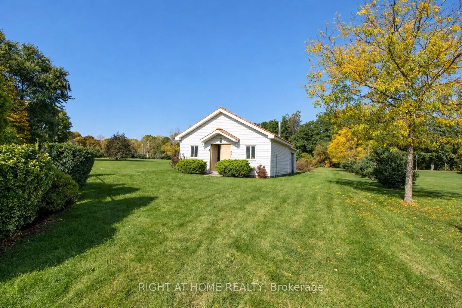 3 Cedar Avenue
