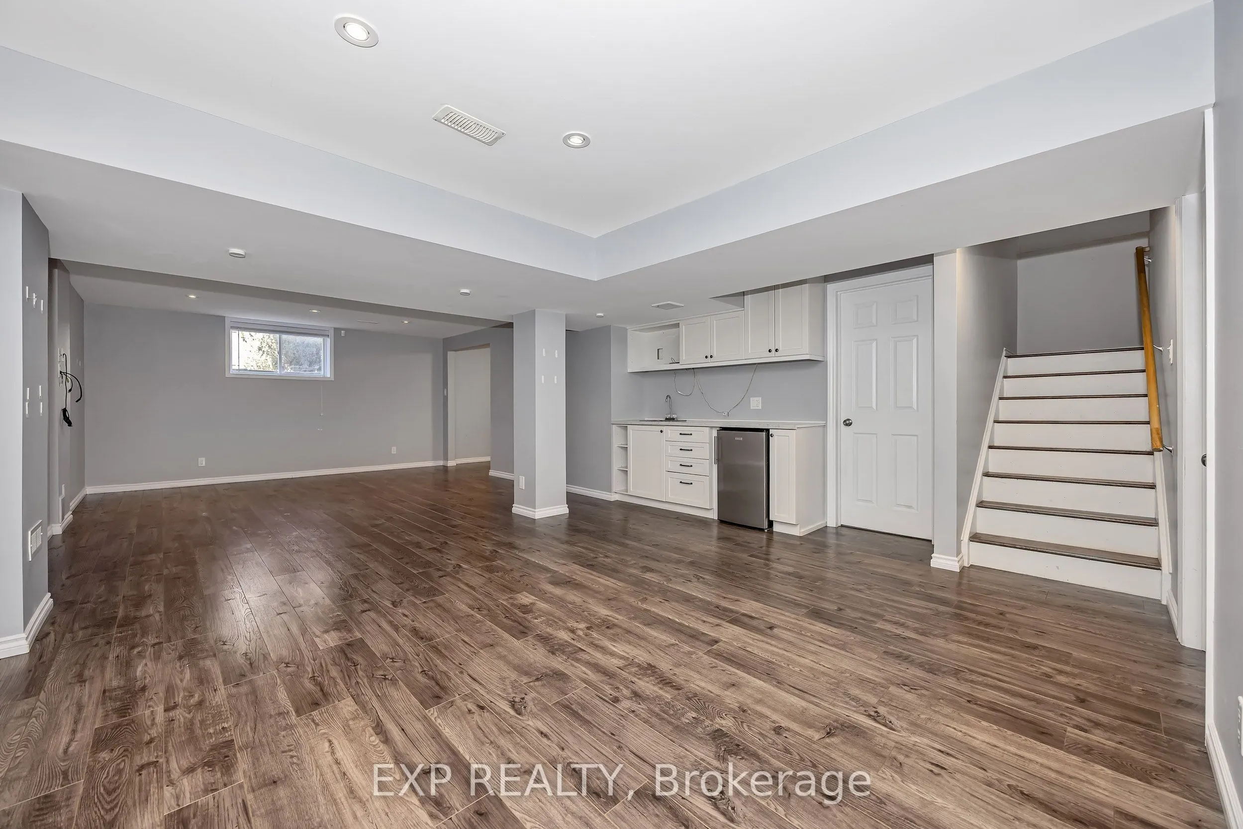 778 Bowercrest Crescent