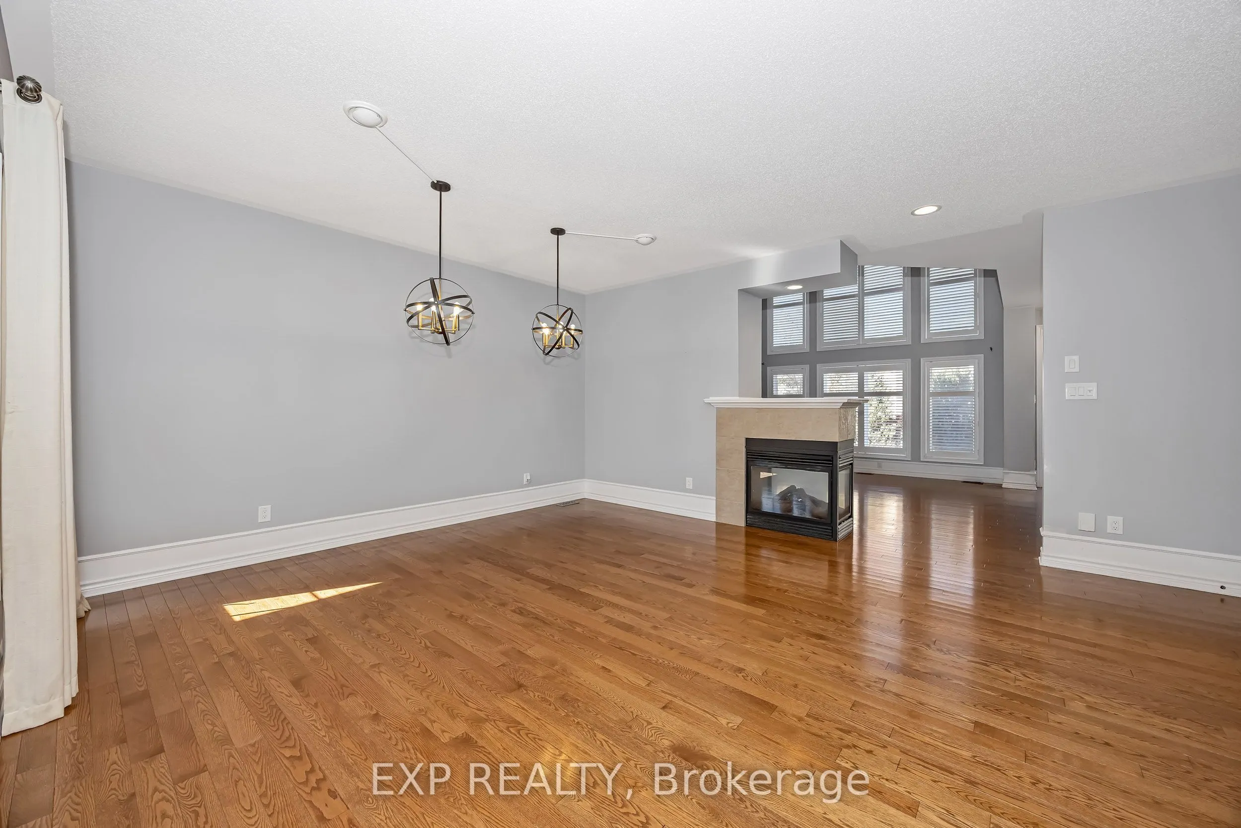 778 Bowercrest Crescent