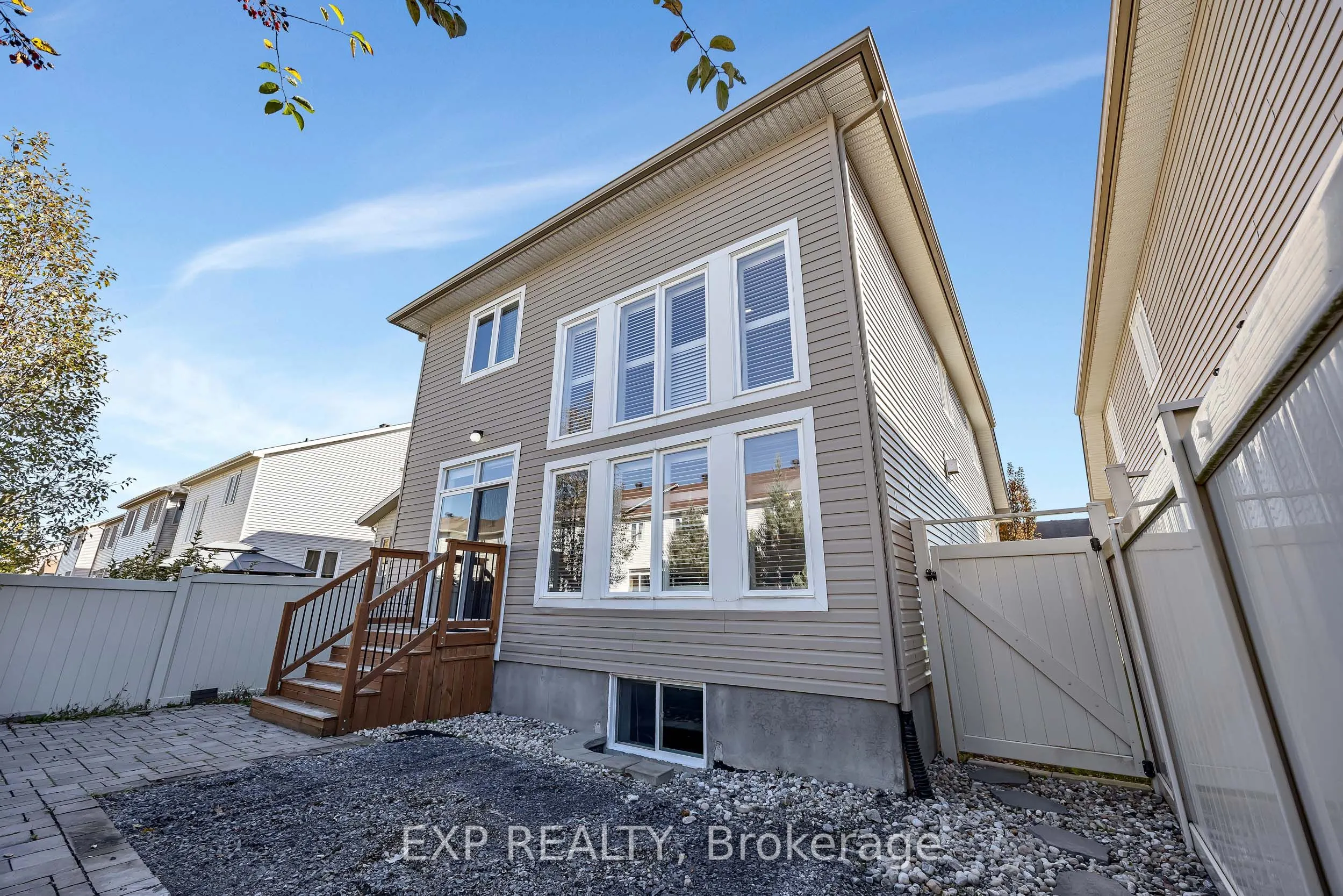 778 Bowercrest Crescent