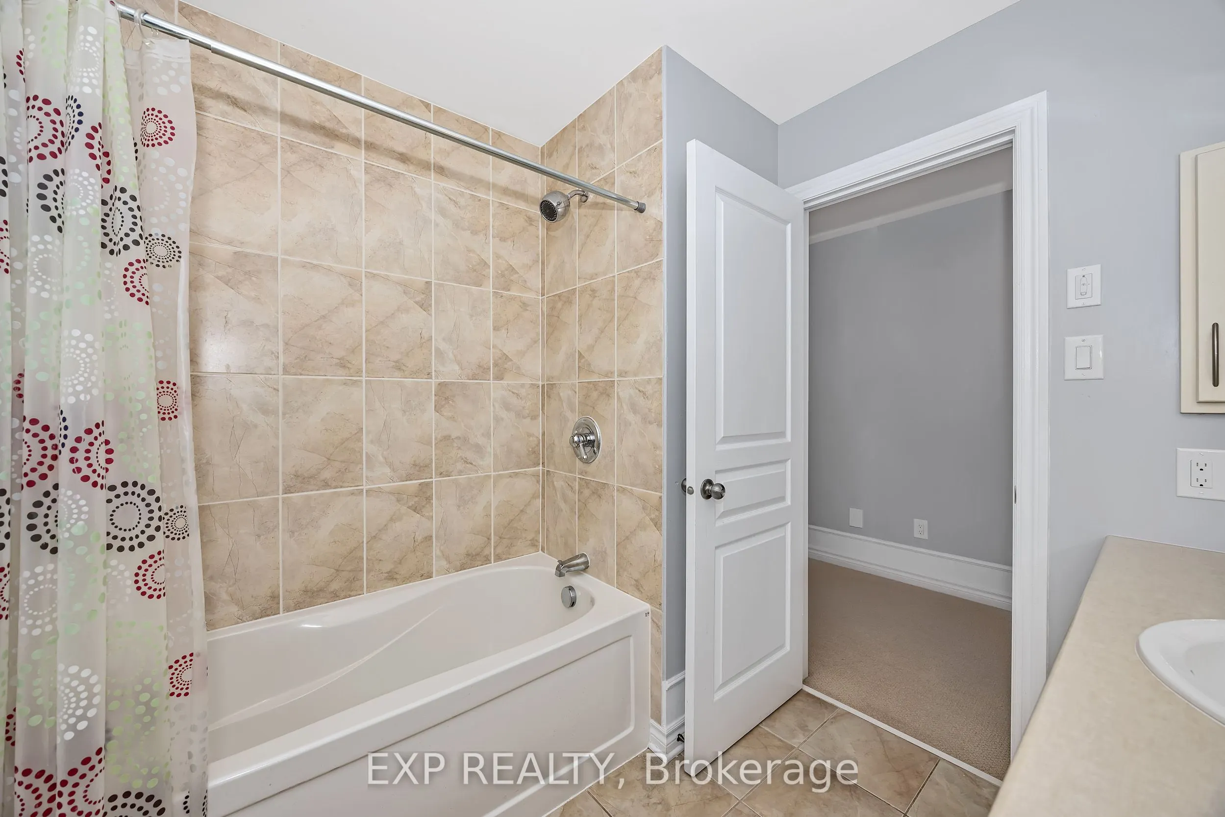 778 Bowercrest Crescent