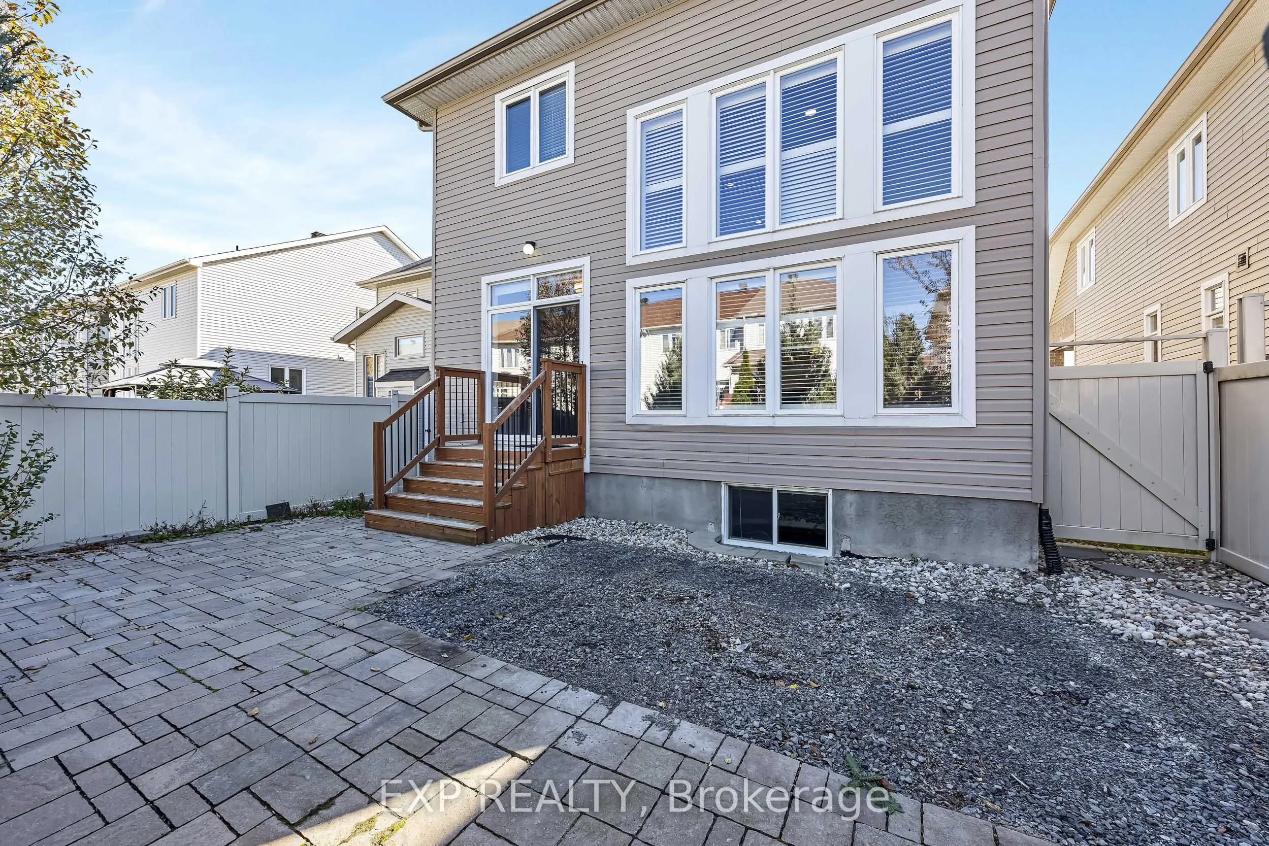 778 Bowercrest Crescent