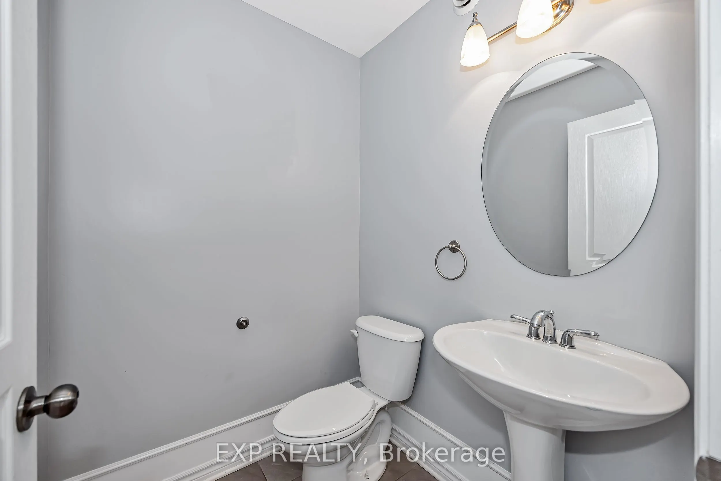 778 Bowercrest Crescent