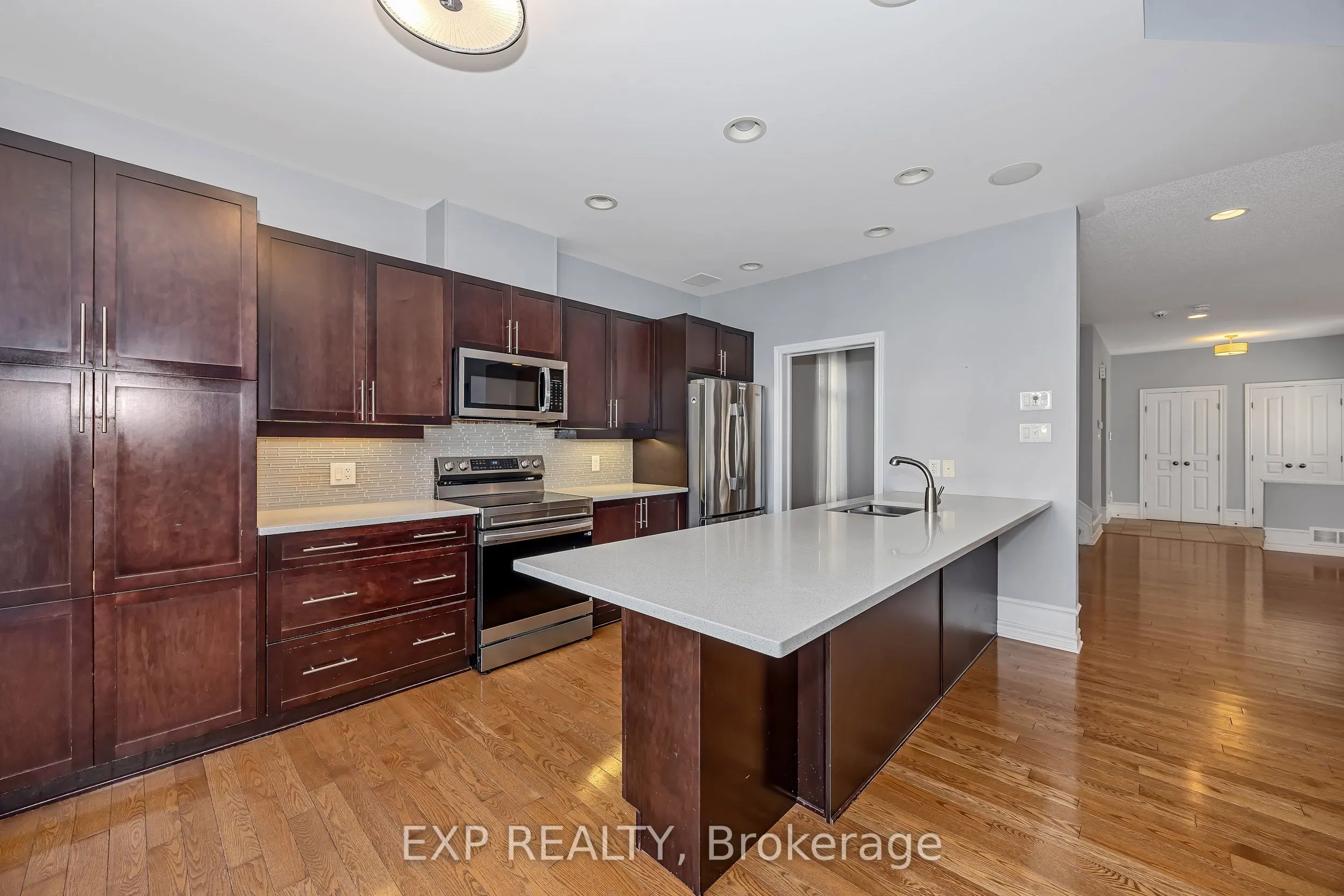 778 Bowercrest Crescent