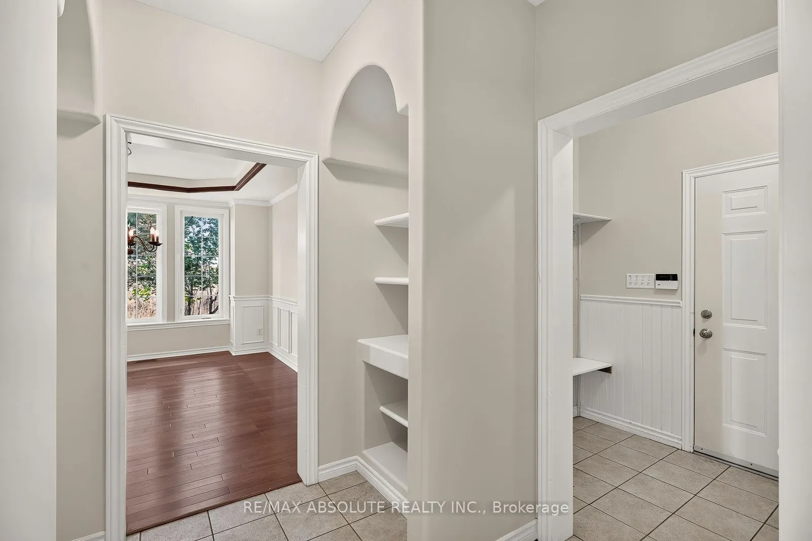 7001 Flewellyn Road