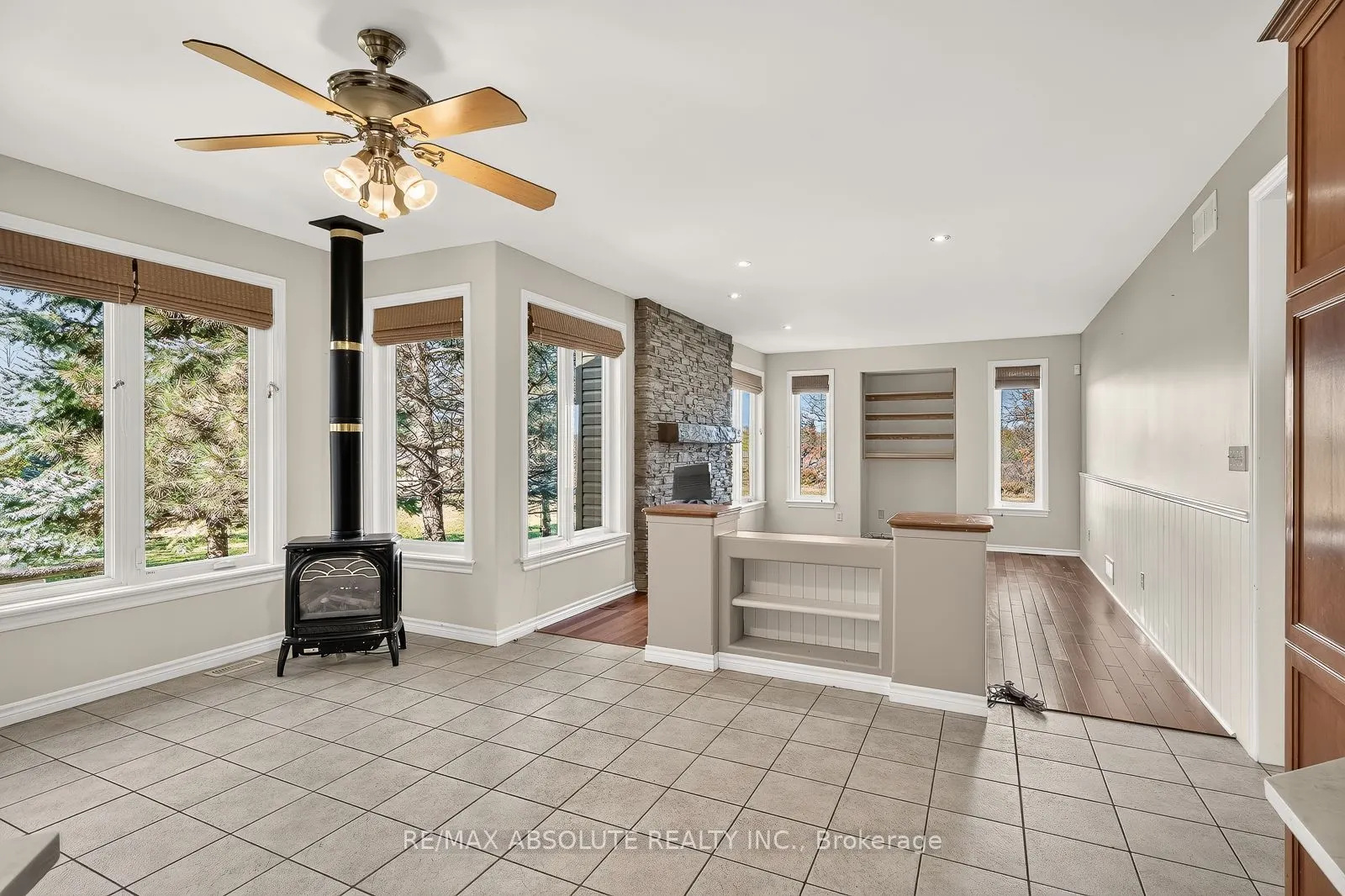 7001 Flewellyn Road