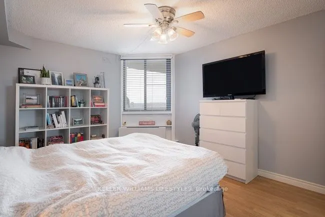 363 Colborne Street #905