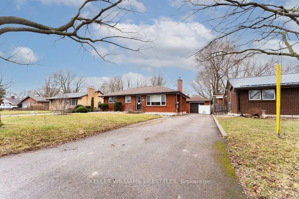179 Burnside Drive #Lower