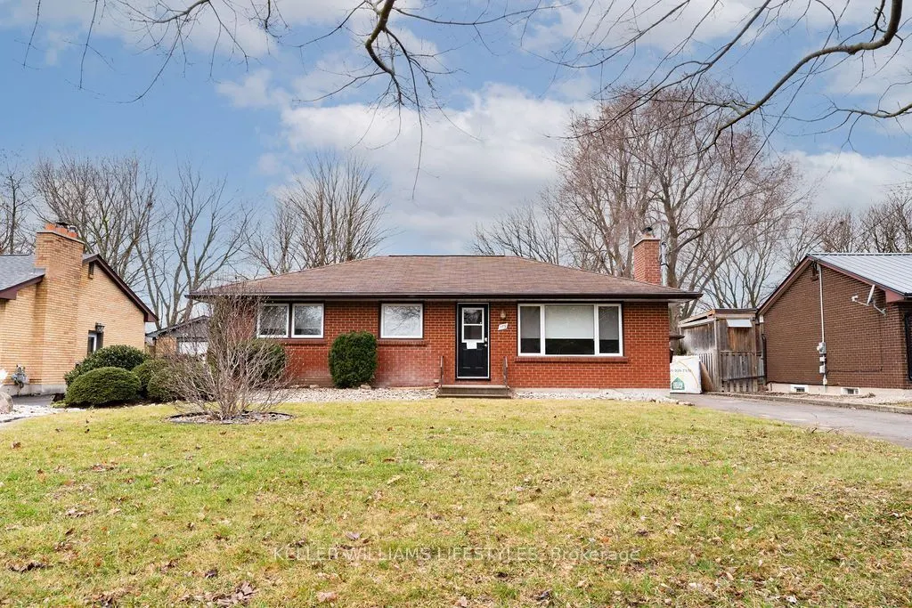 179 Burnside Drive #Lower