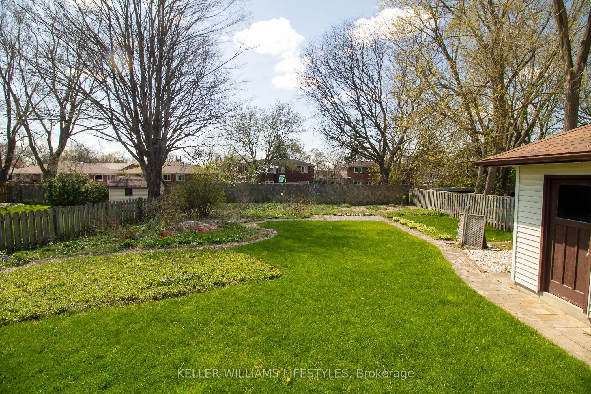 179 Burnside Drive #Lower