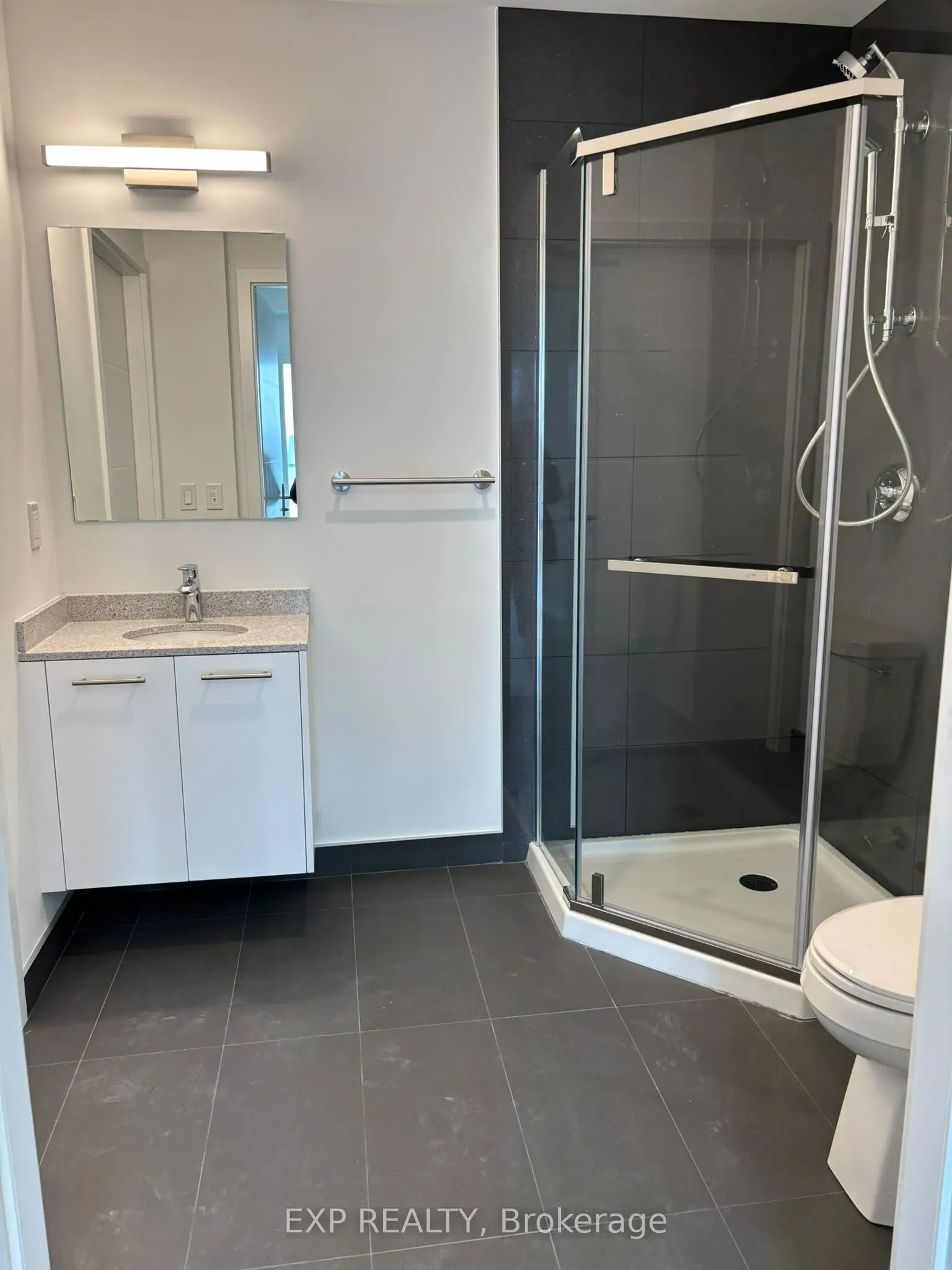 30 Francis Street S #1404