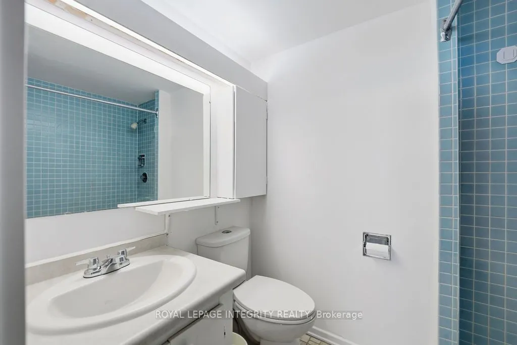 900 DYNES Road #2207