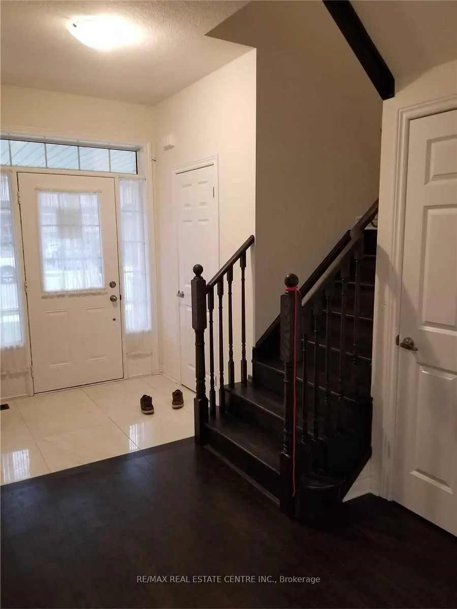1154 Upper Thames Drive