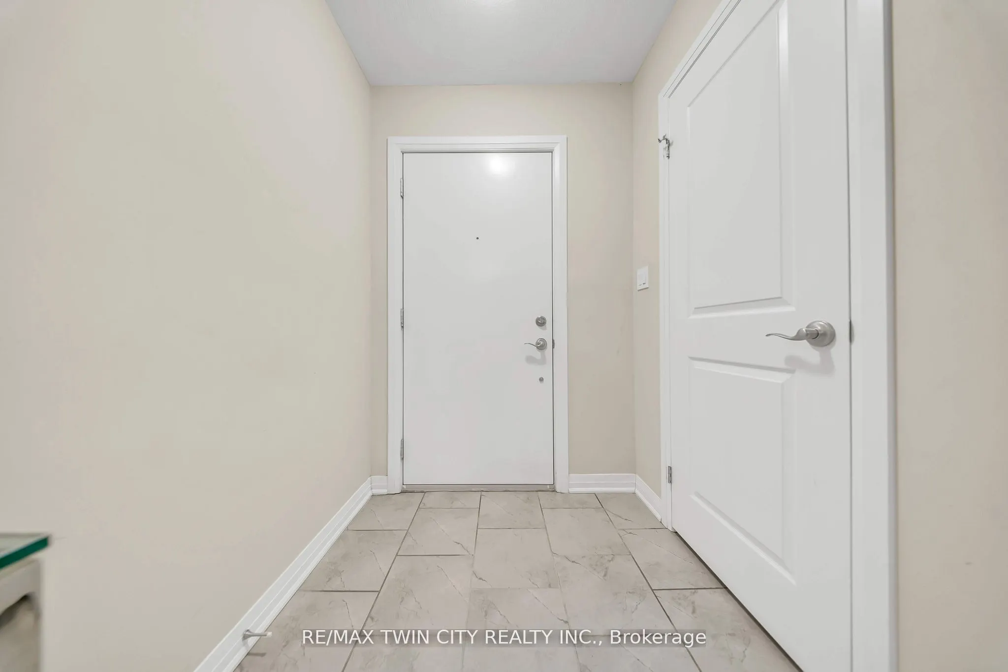 23 Valencia Avenue #23