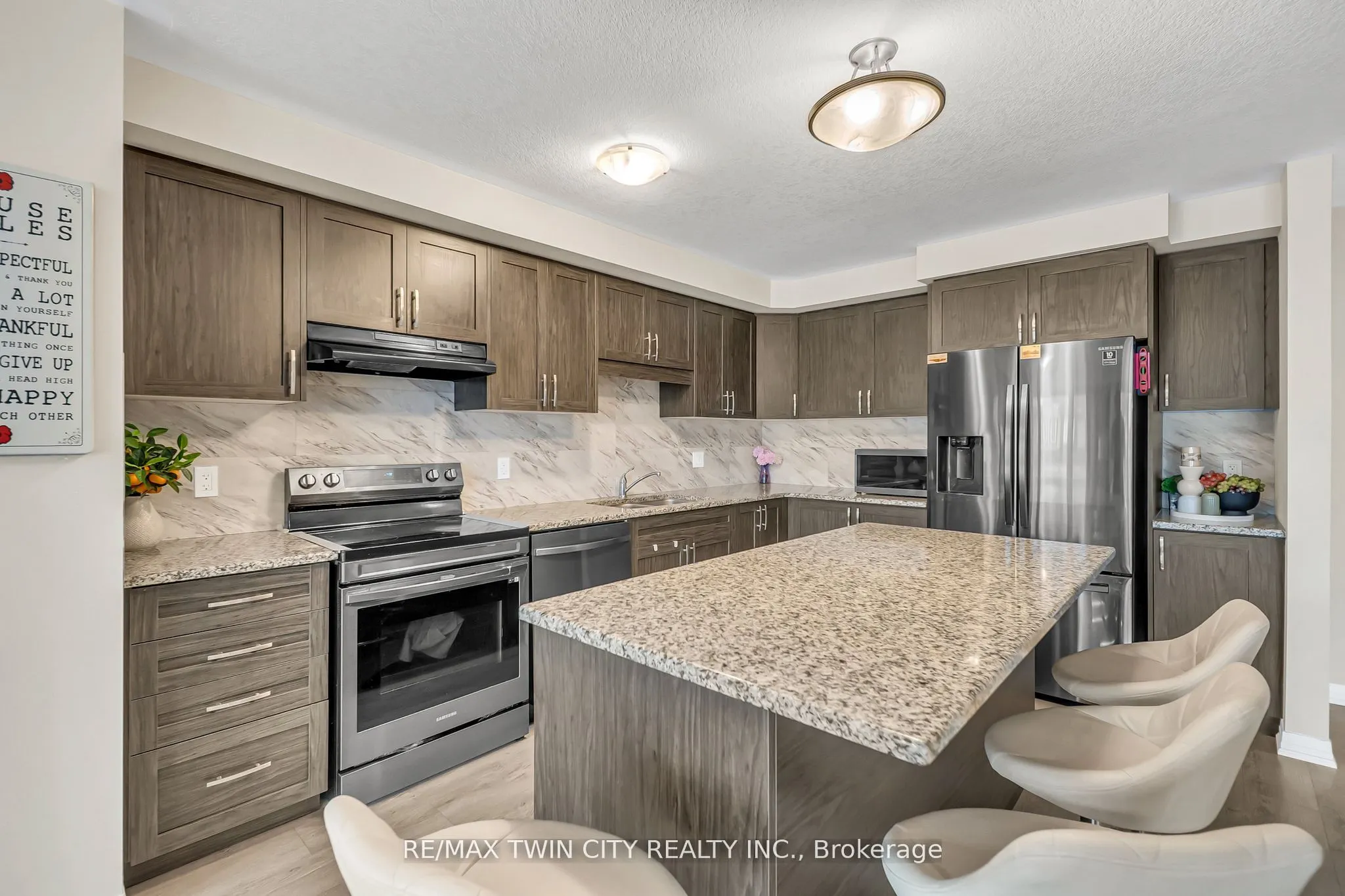23 Valencia Avenue #23