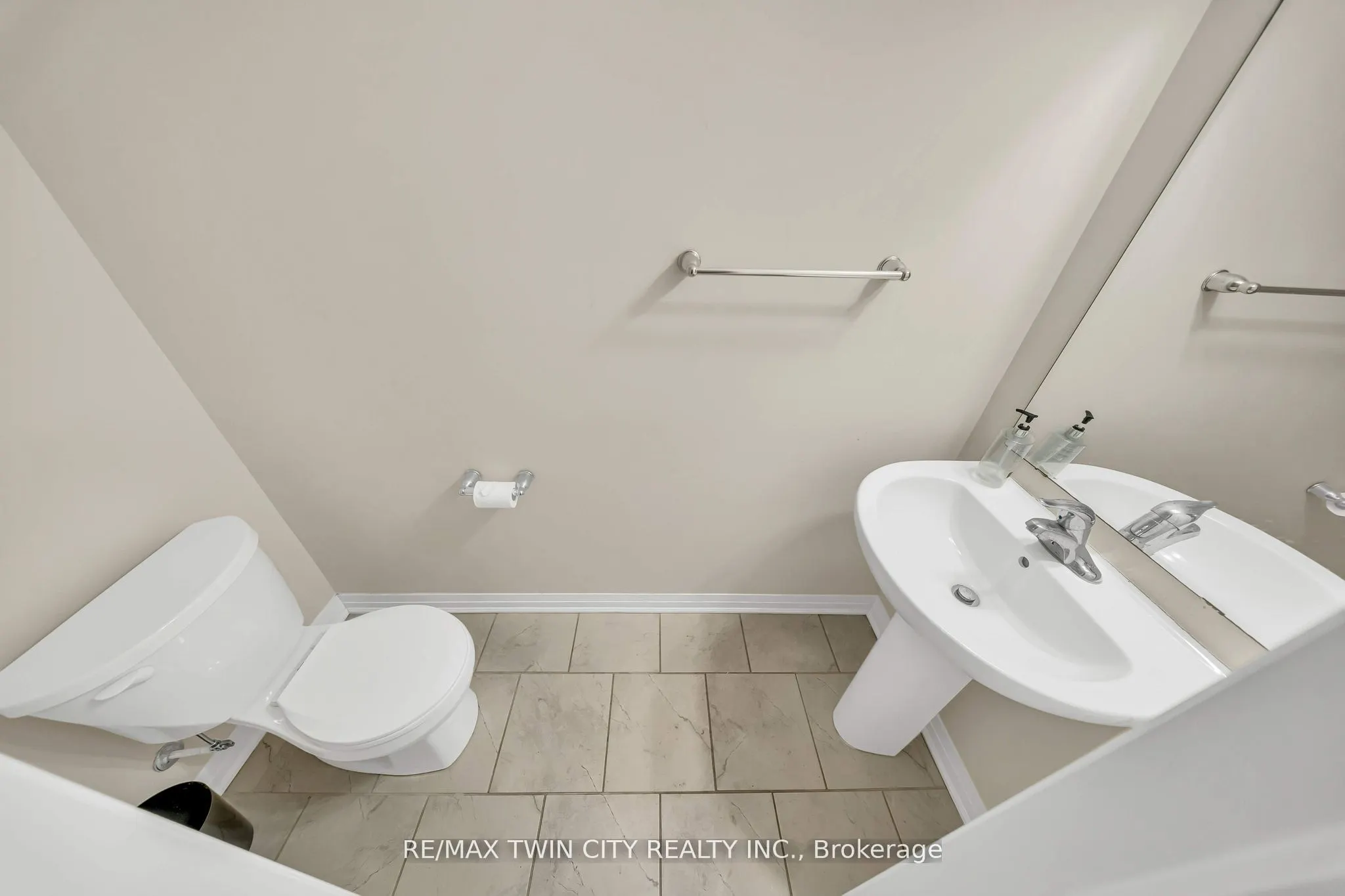 23 Valencia Avenue #23