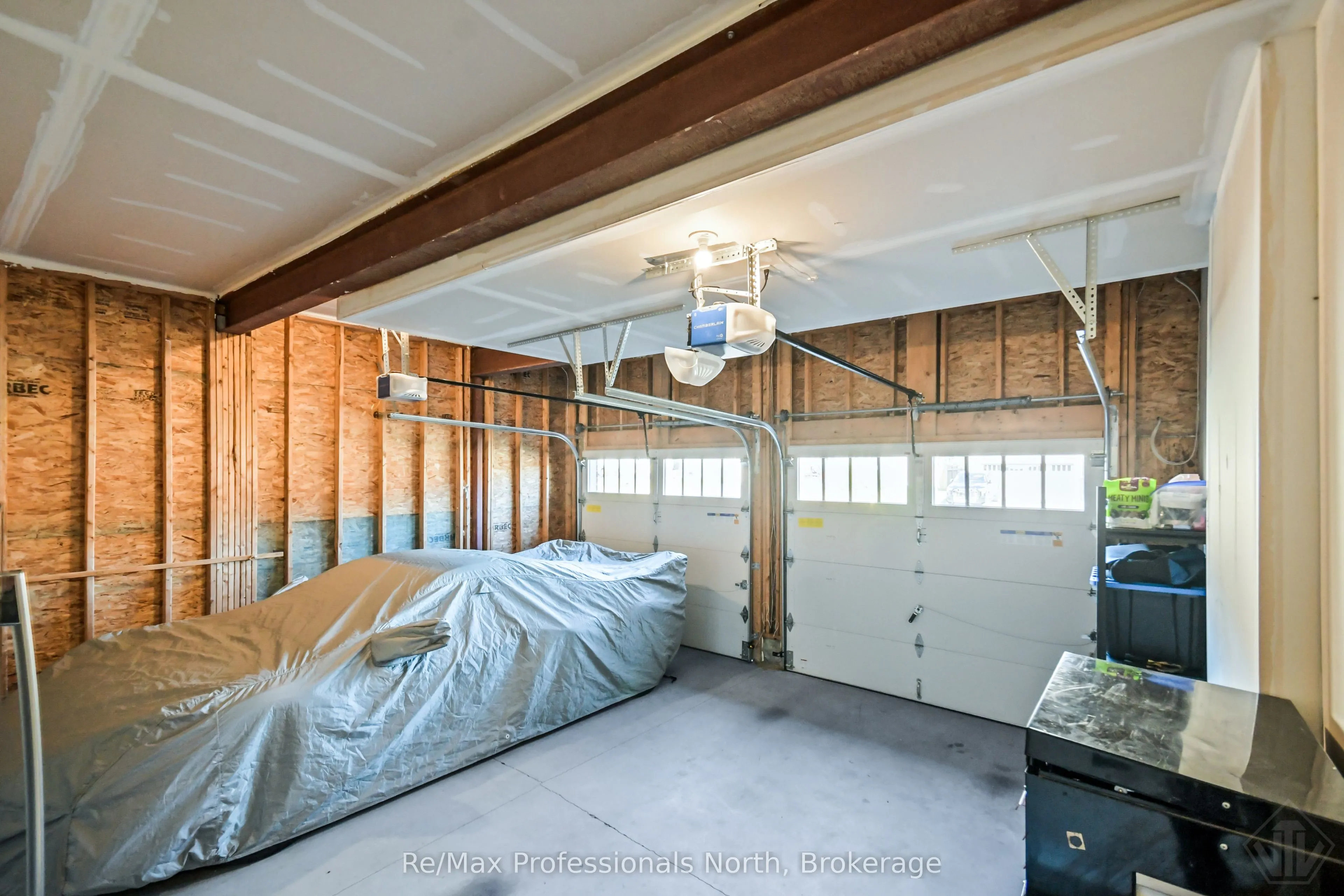 35 Woodstream Drive