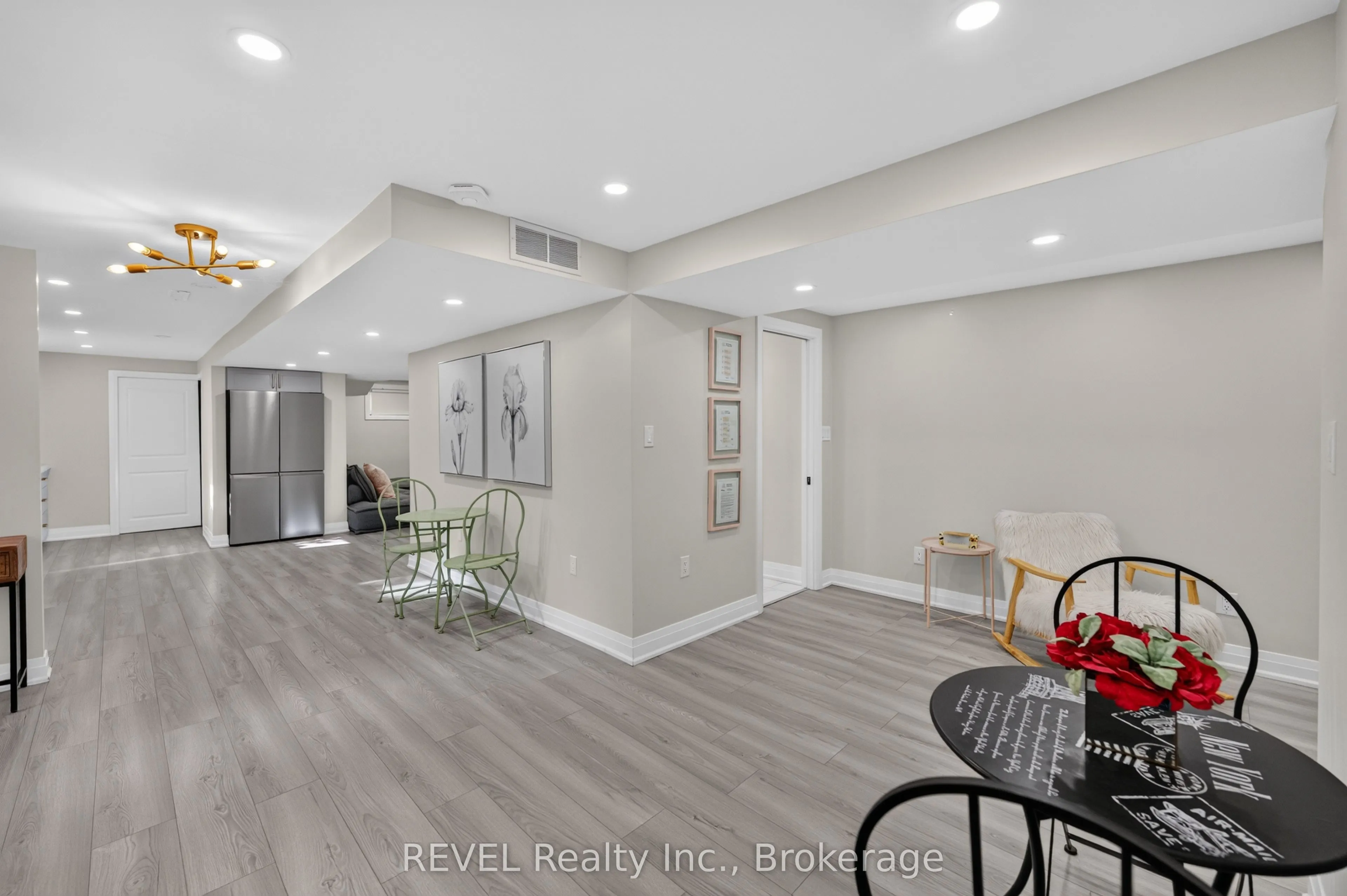 1329 NIAGARA STONE Road