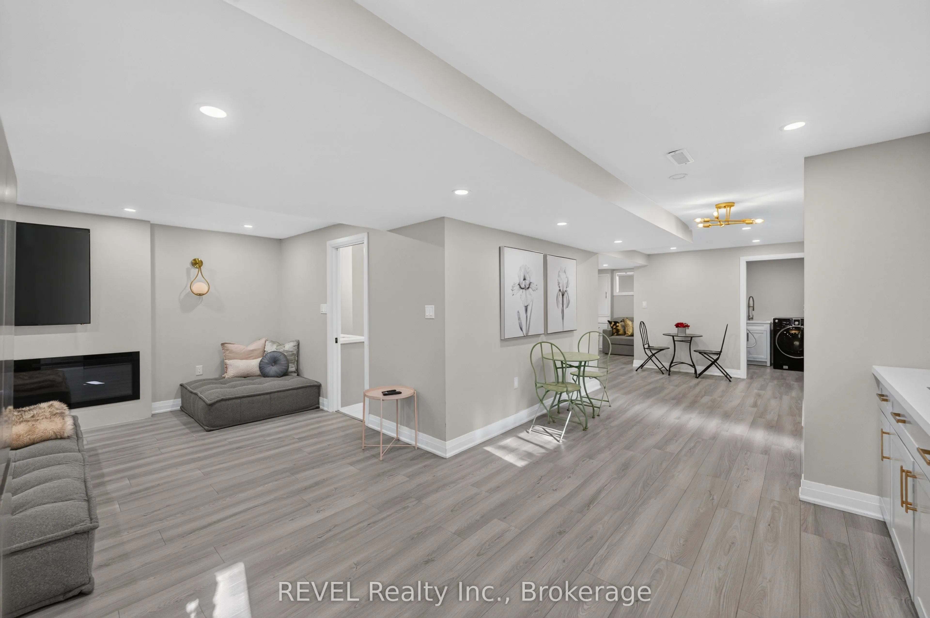 1329 NIAGARA STONE Road