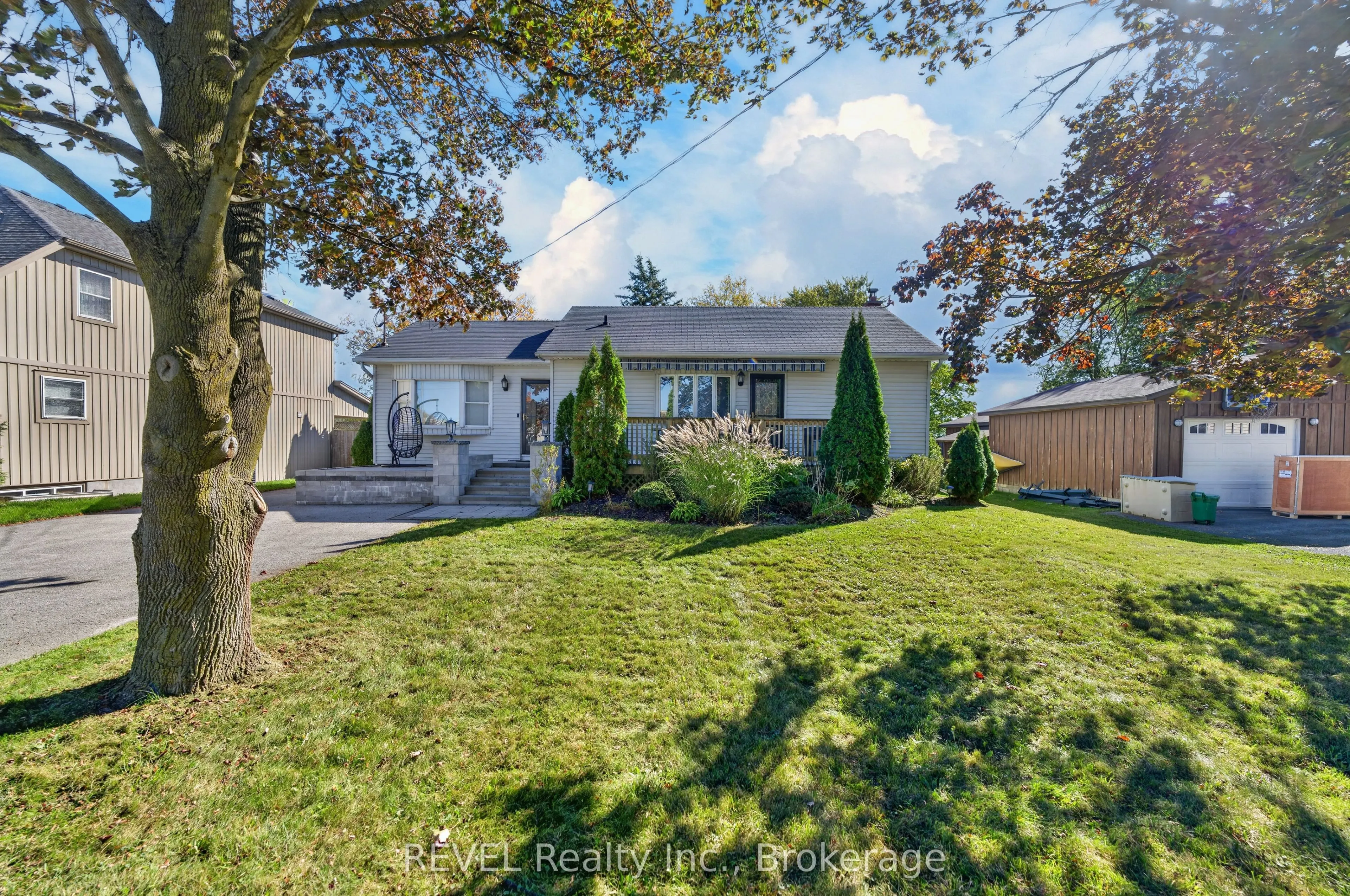1329 NIAGARA STONE Road