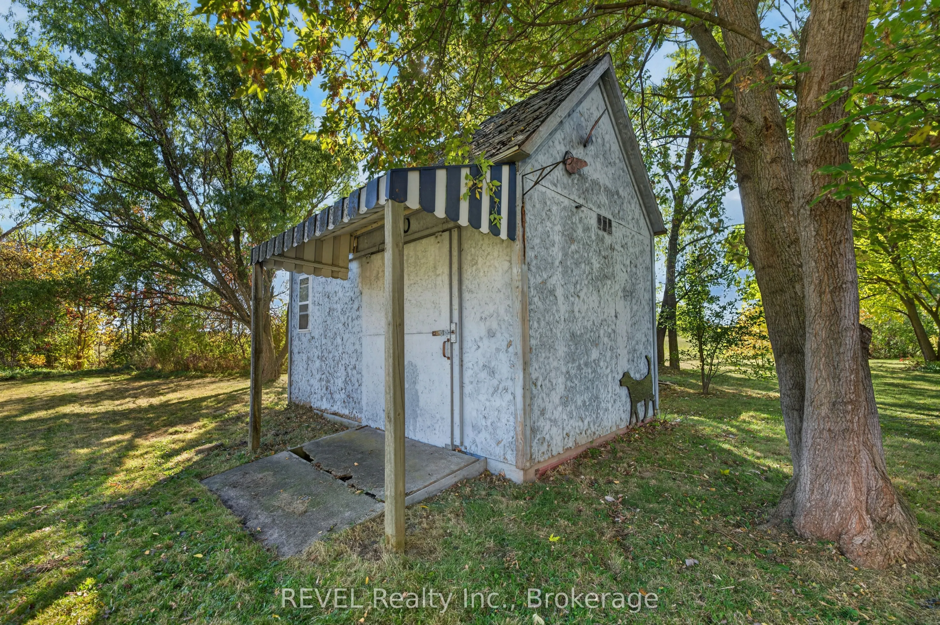 1329 NIAGARA STONE Road