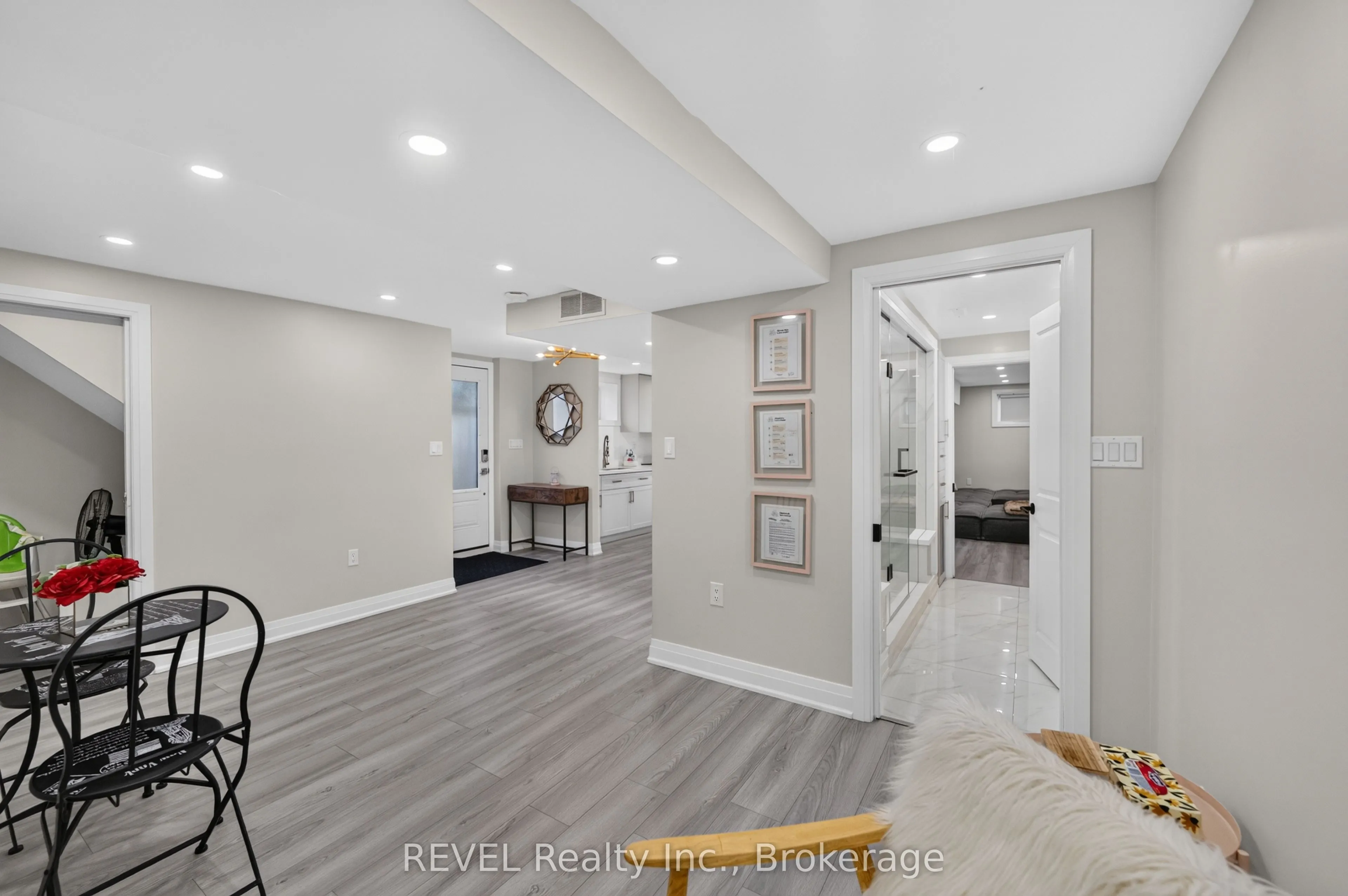 1329 NIAGARA STONE Road