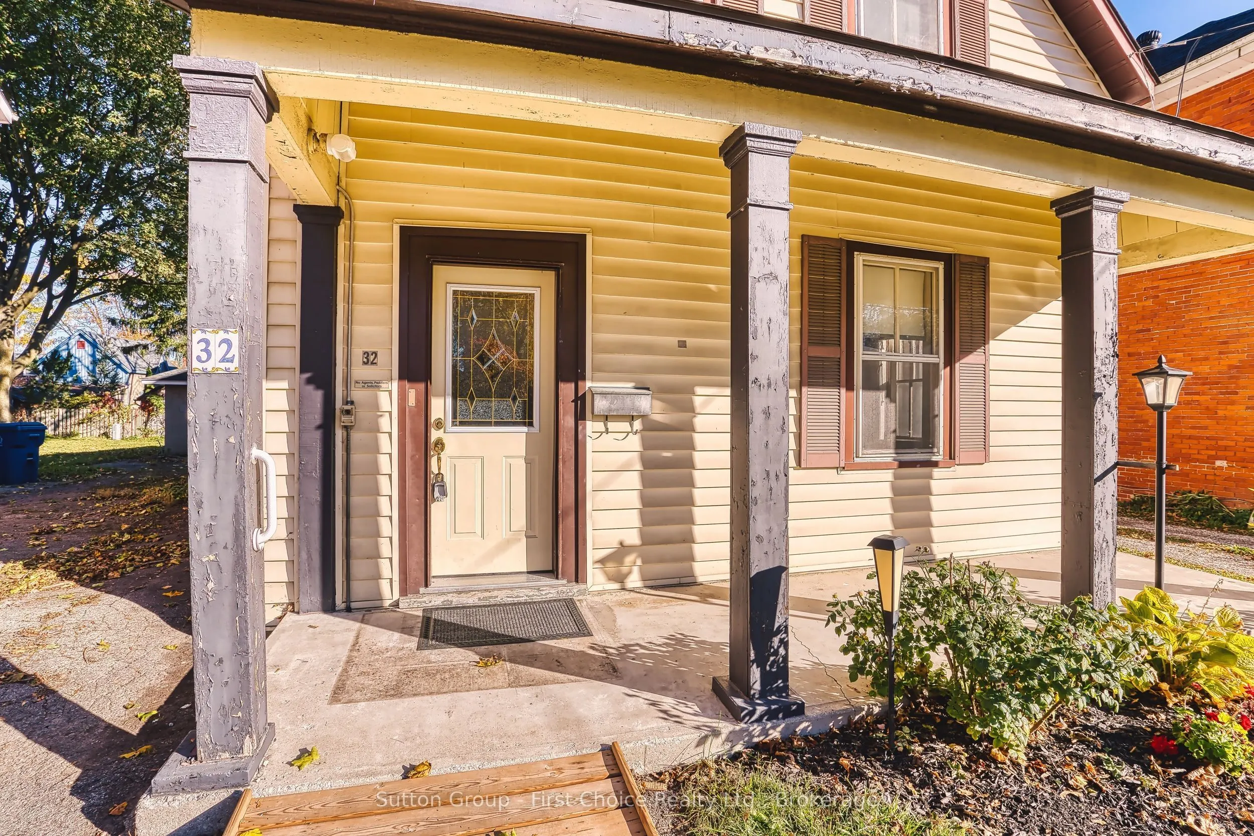 32 Falstaff Street