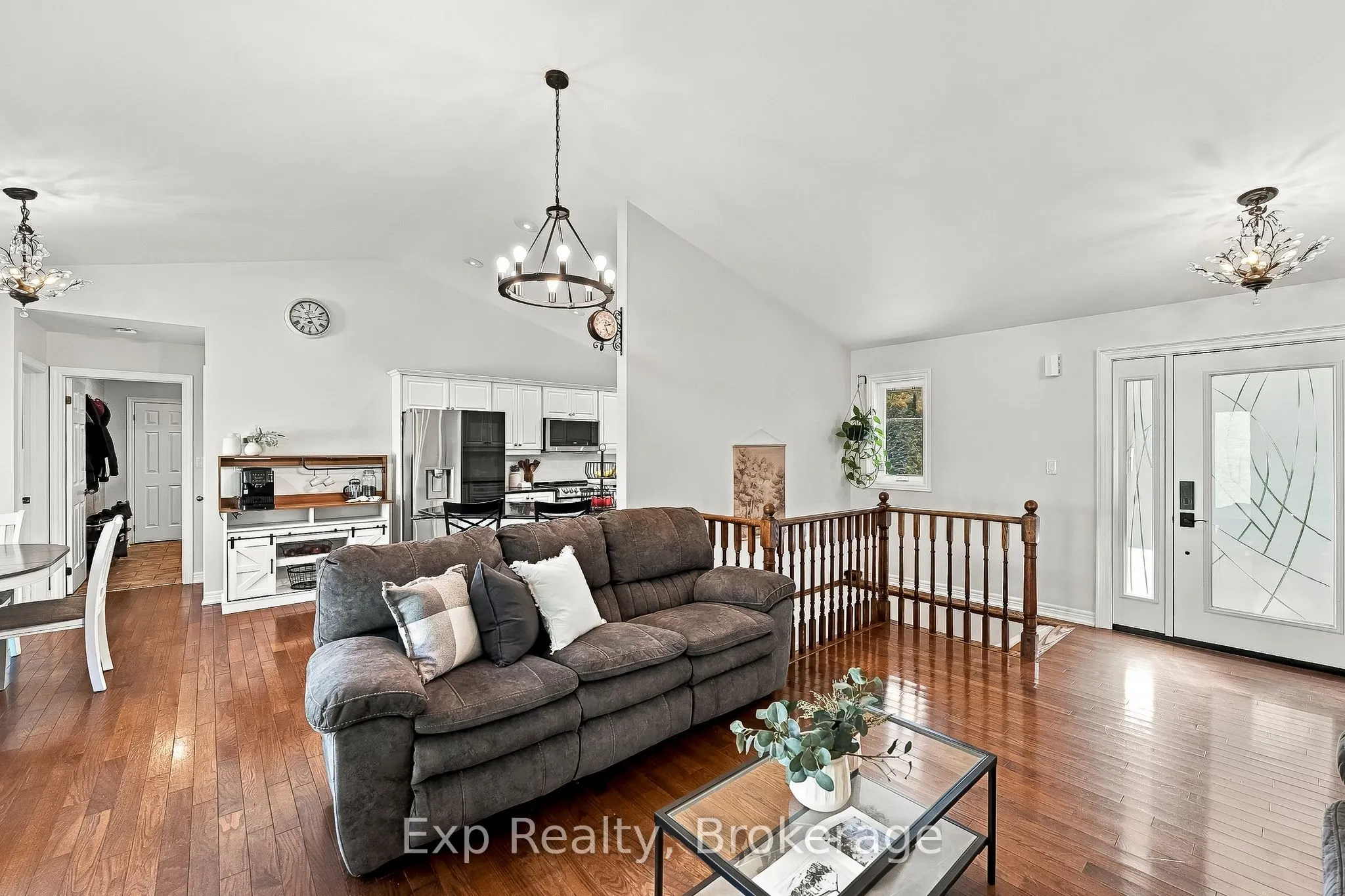 3835 Harwood Road