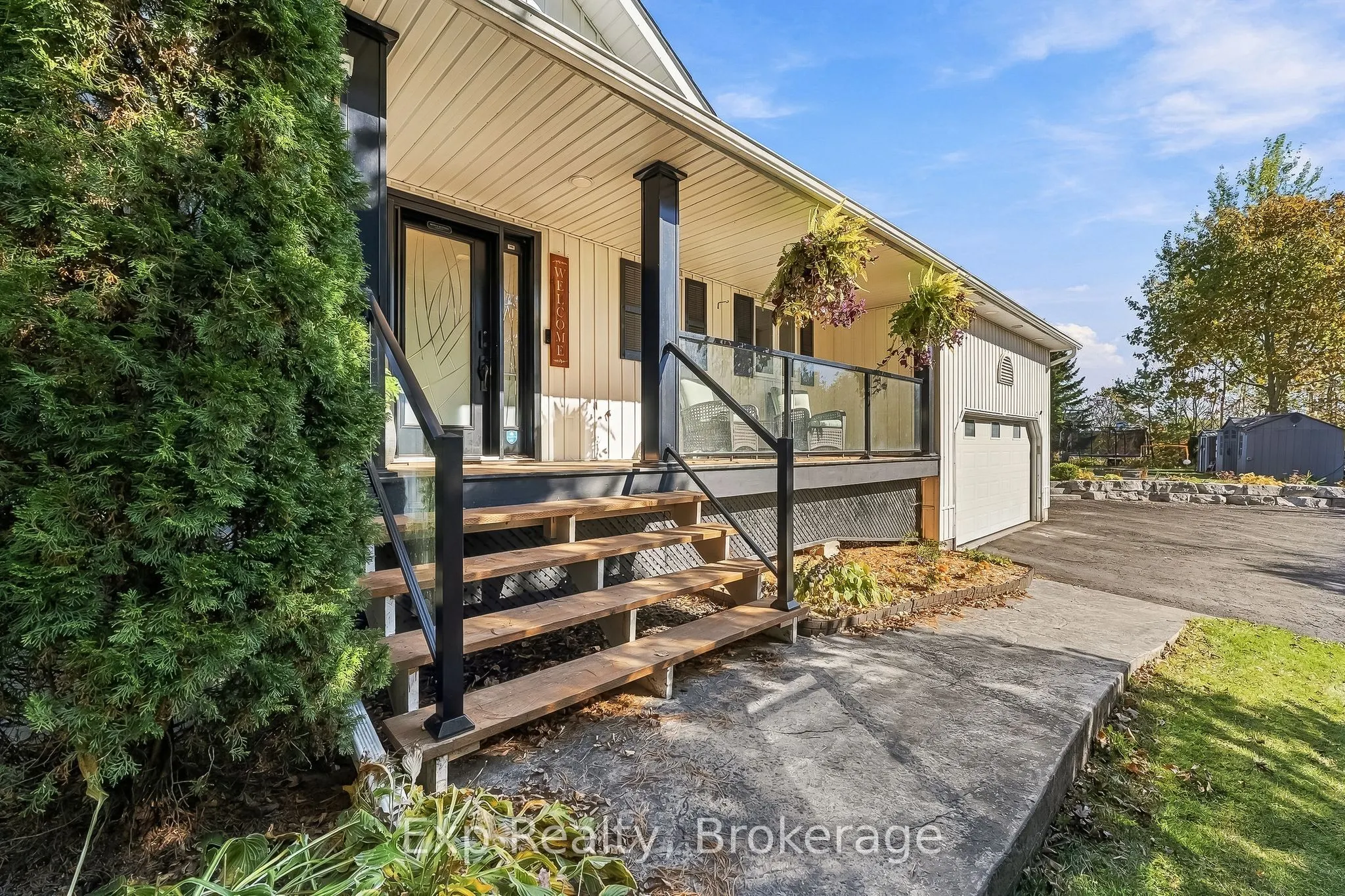 3835 Harwood Road