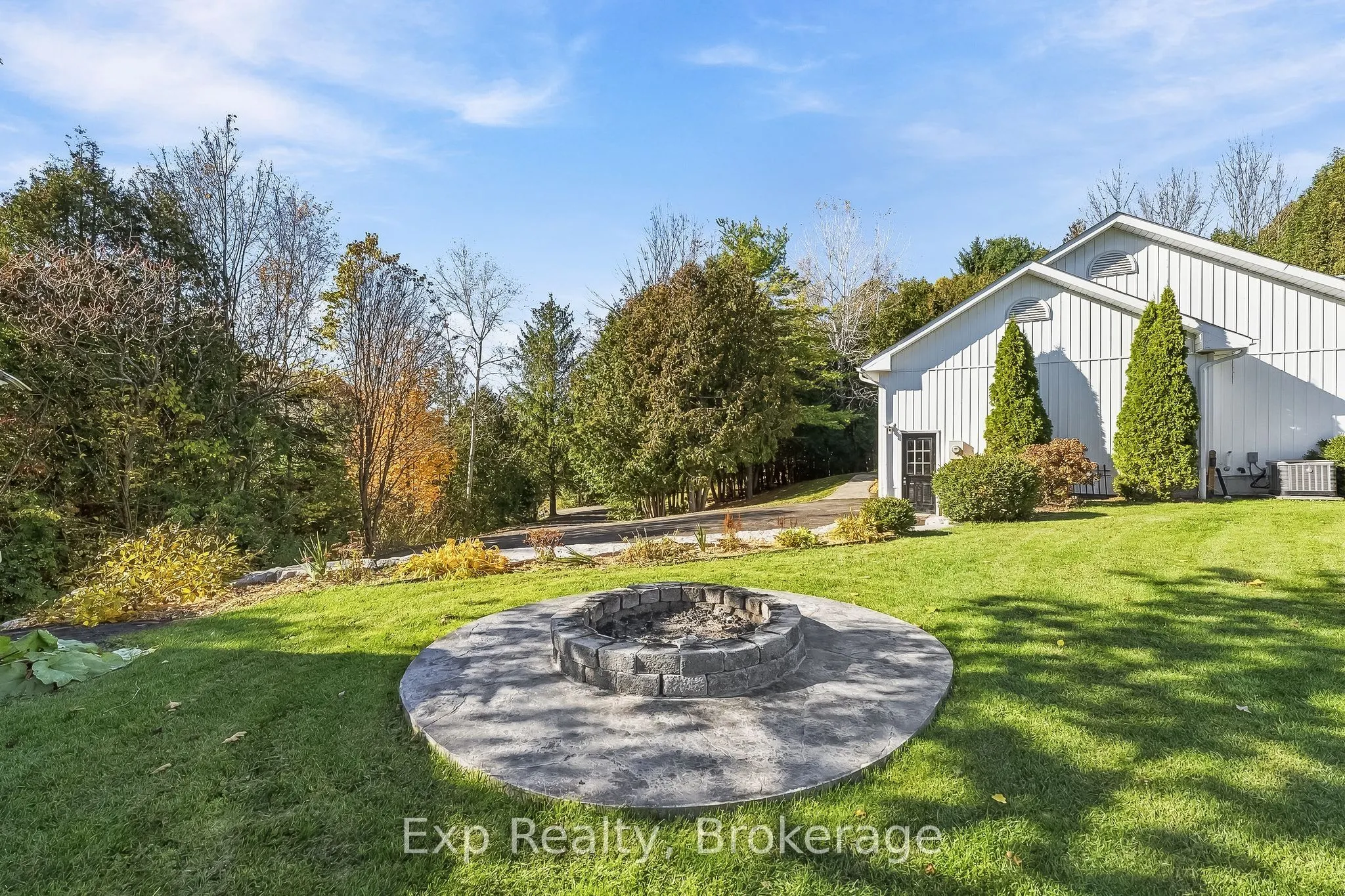 3835 Harwood Road