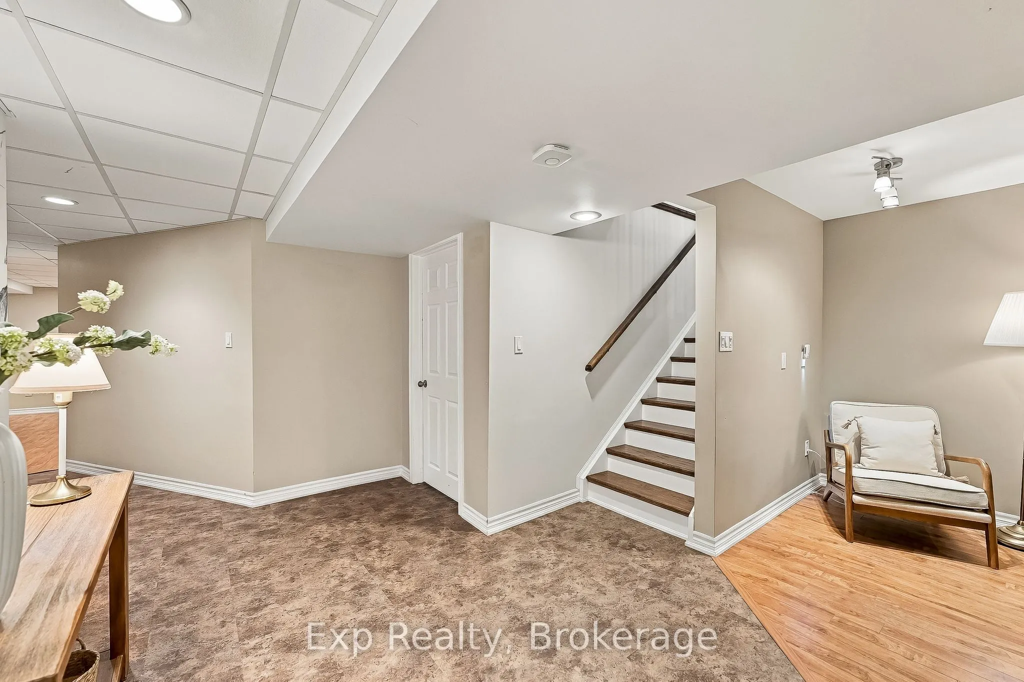 3835 Harwood Road
