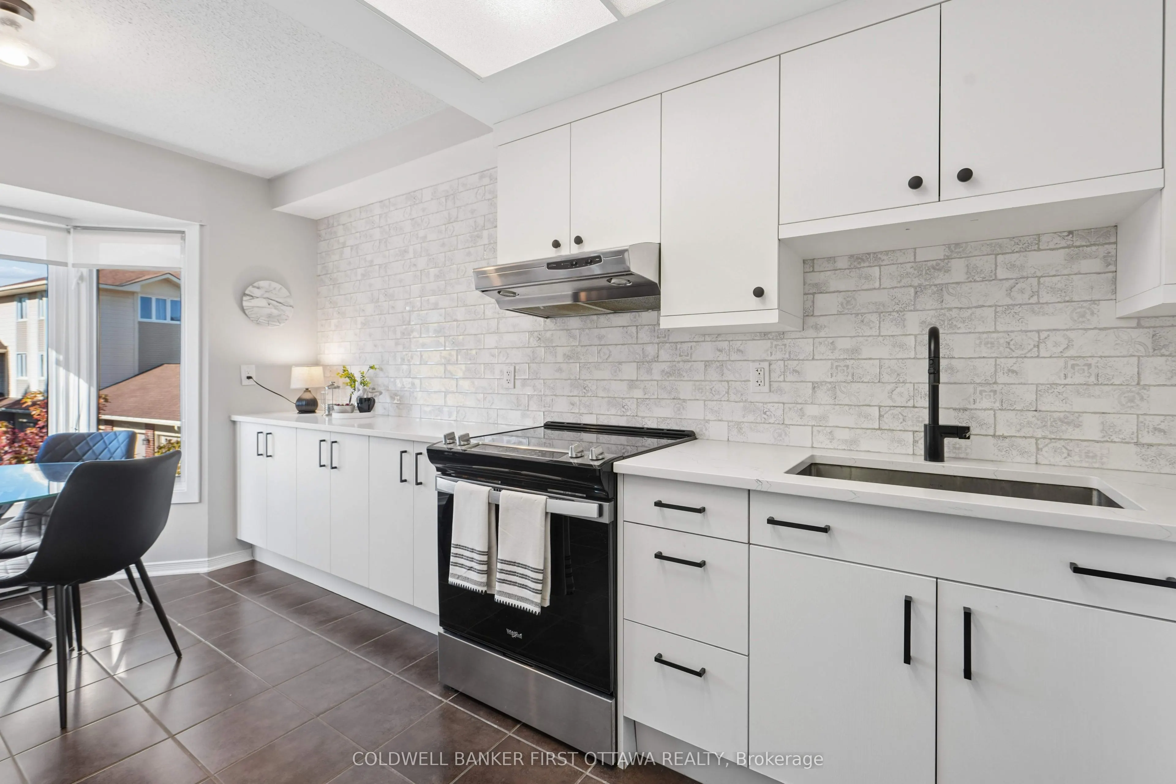 109 Haxby Private #54