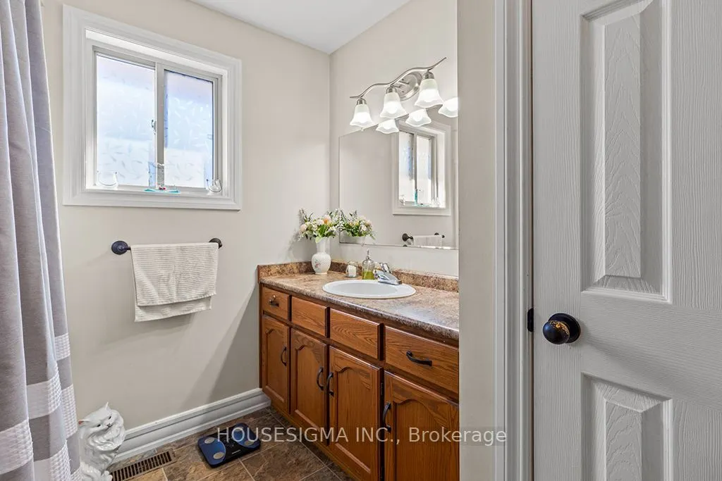 307 Jeremys Crescent