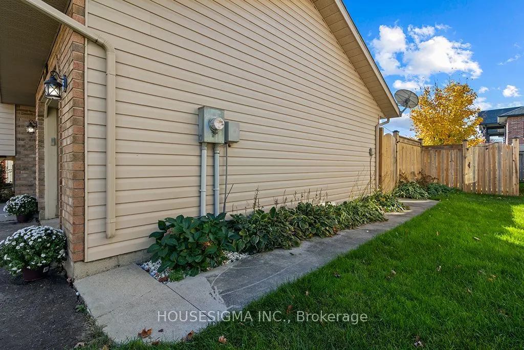 307 Jeremys Crescent
