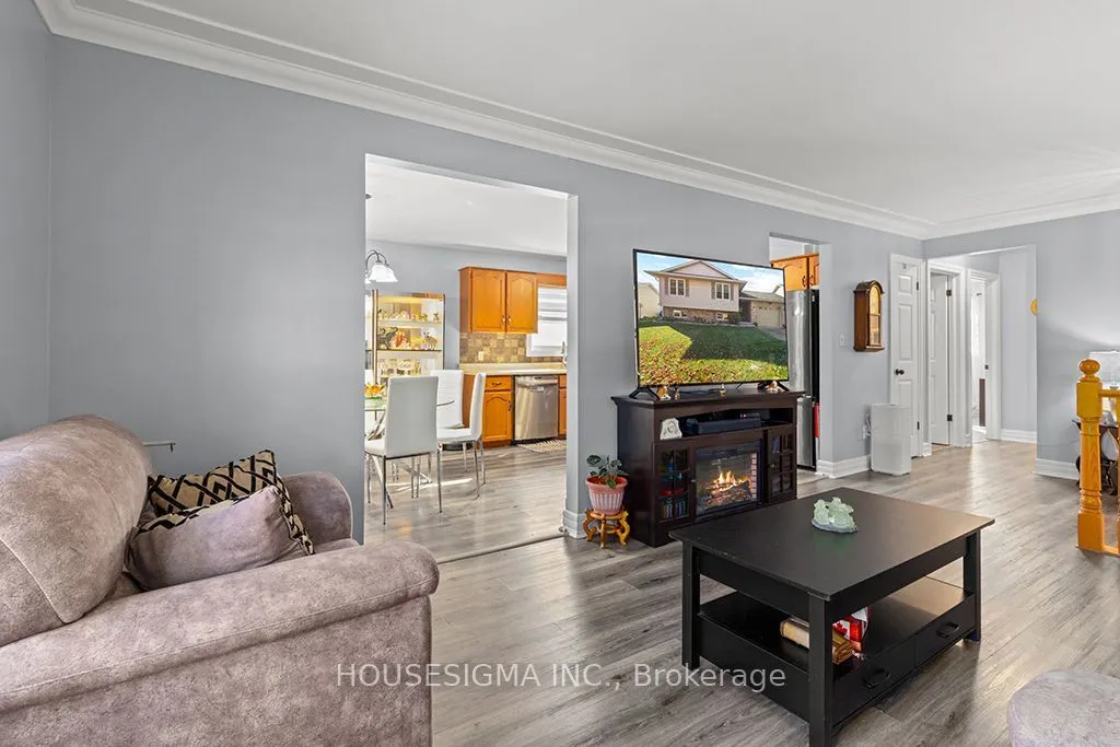 307 Jeremys Crescent