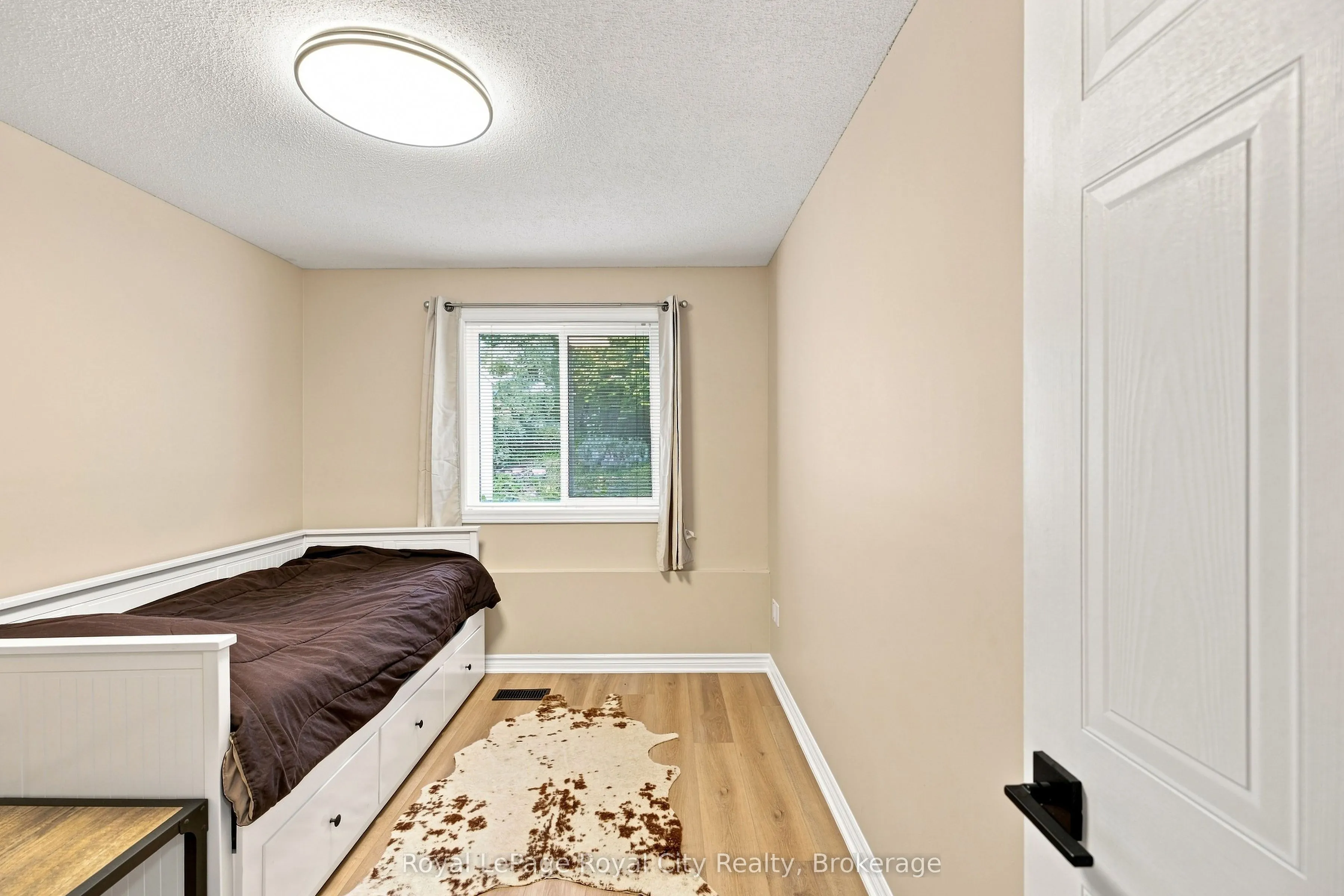 399 STARWOOD Drive