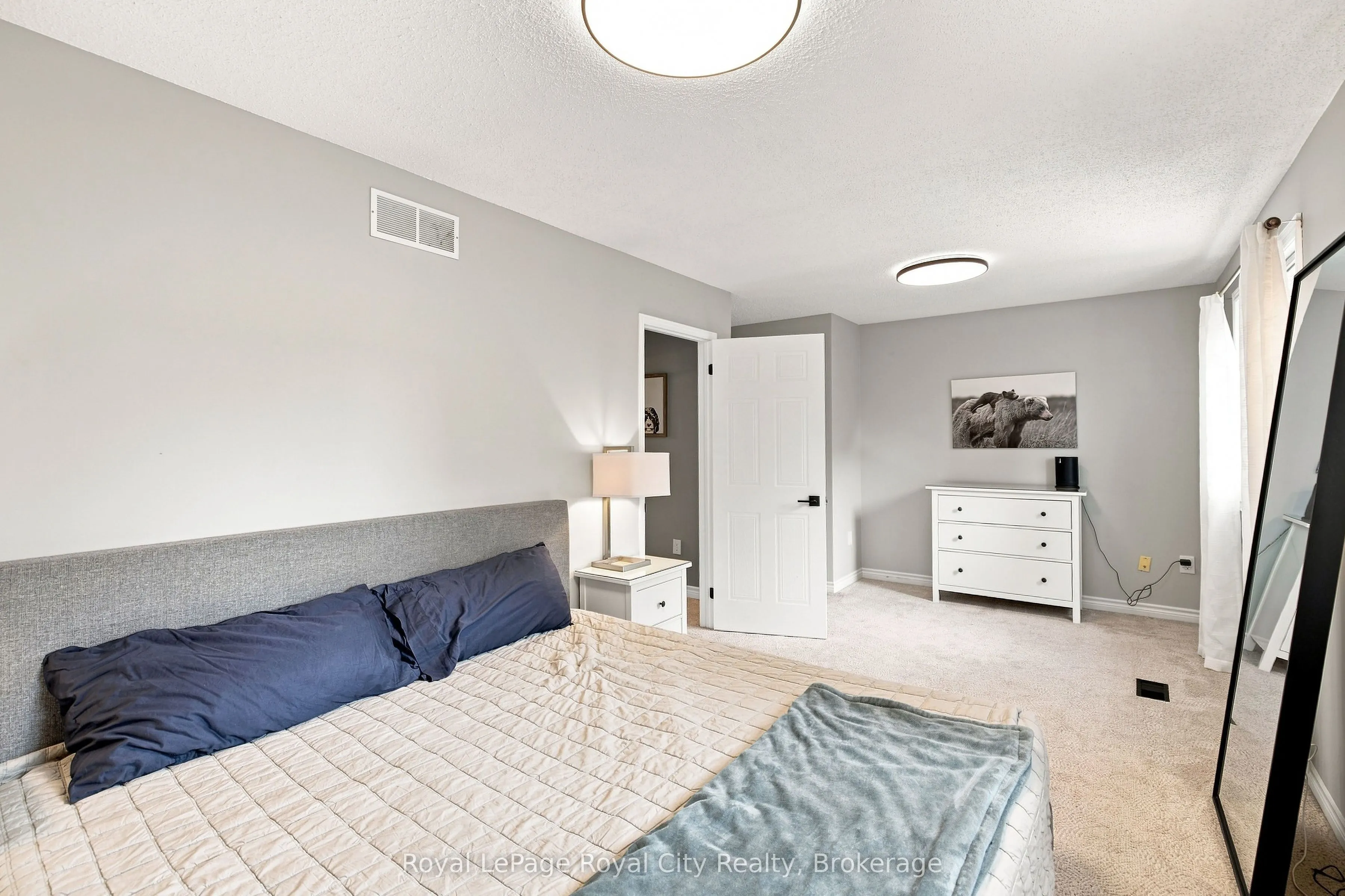 399 STARWOOD Drive