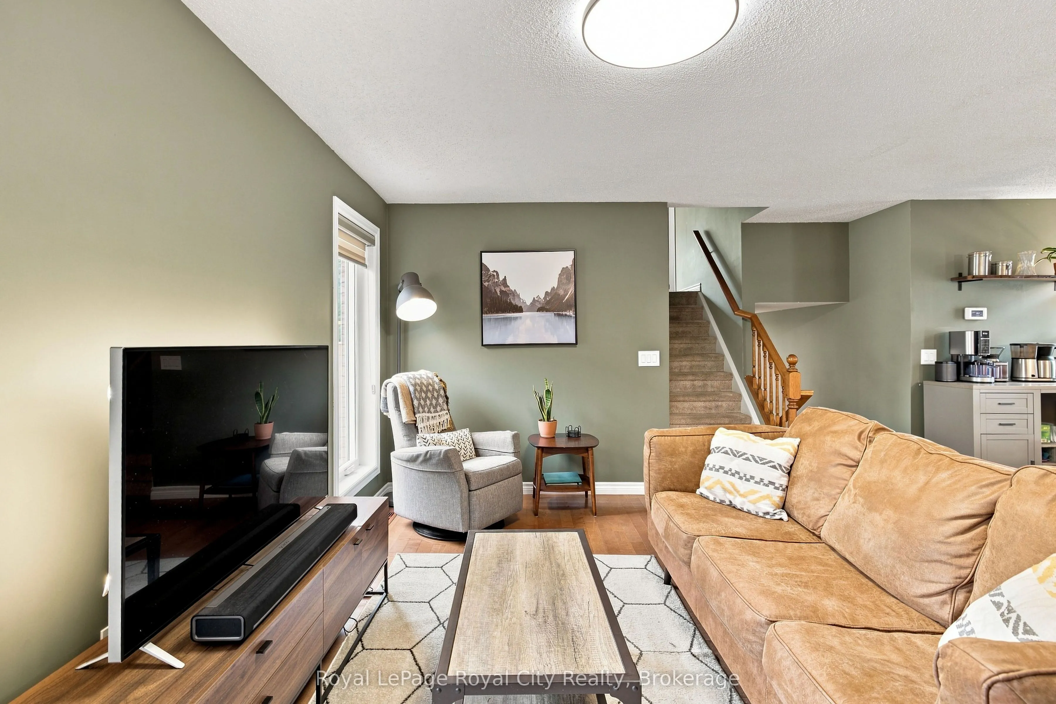 399 STARWOOD Drive