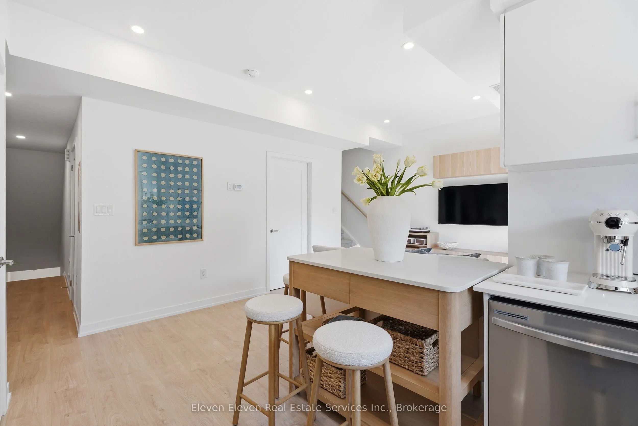 42 LOWES Road W #46