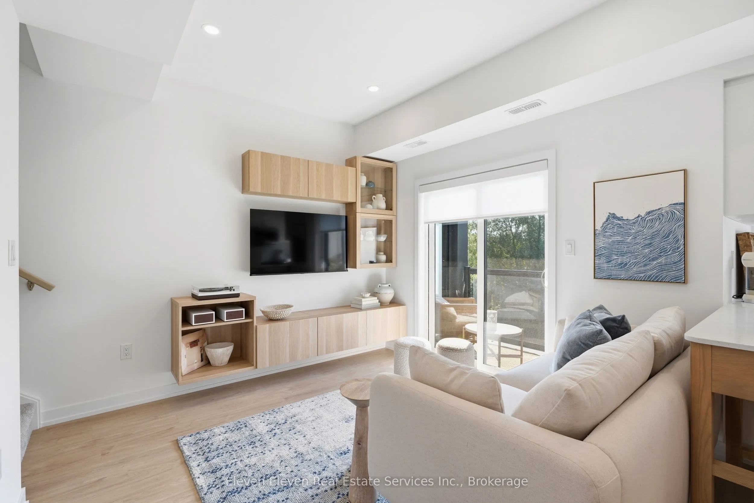 42 LOWES Road W #46